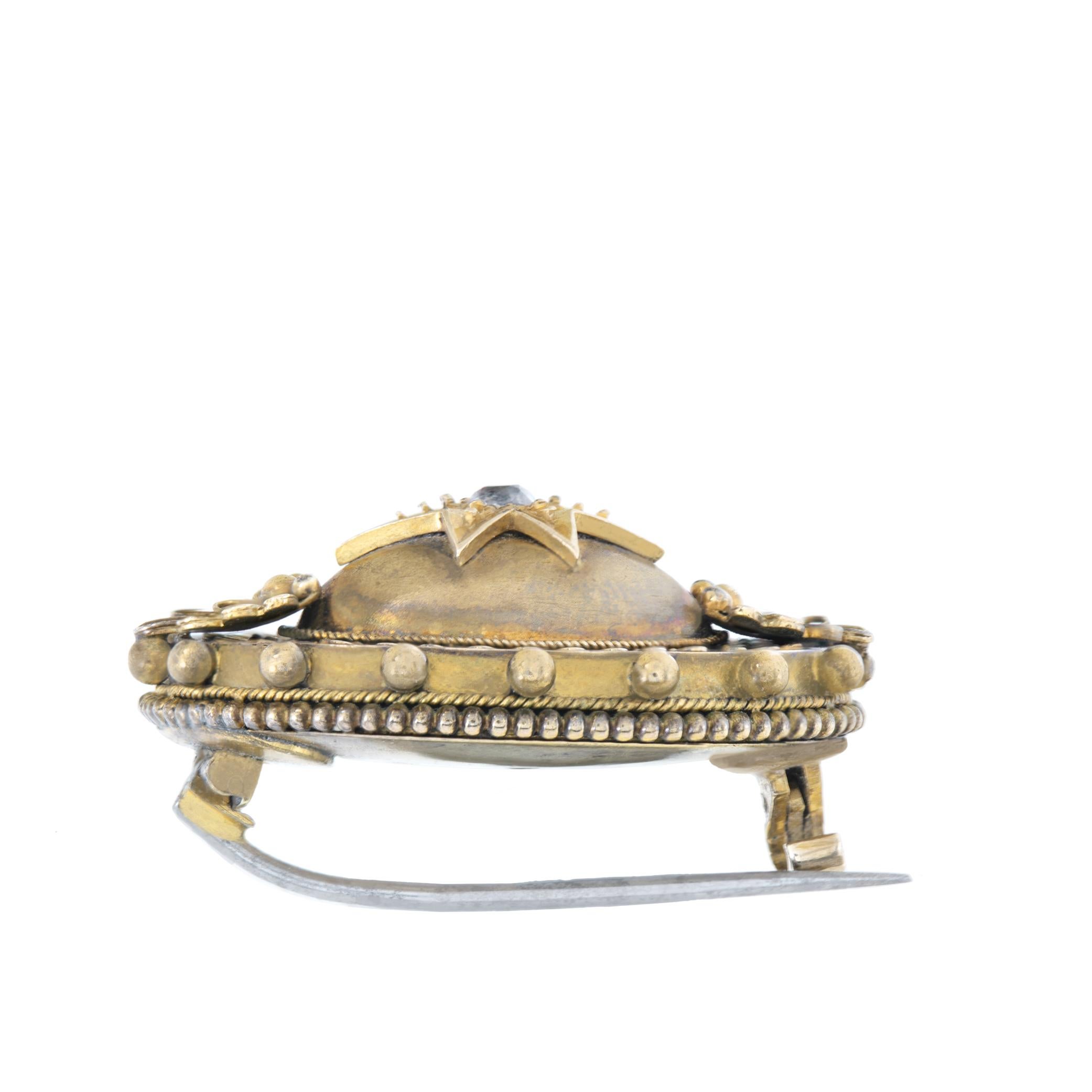 Women's Etruscan Revival Brooch, Circa 1990, Victorian Era Antique 18k Gold Brooch For Sale