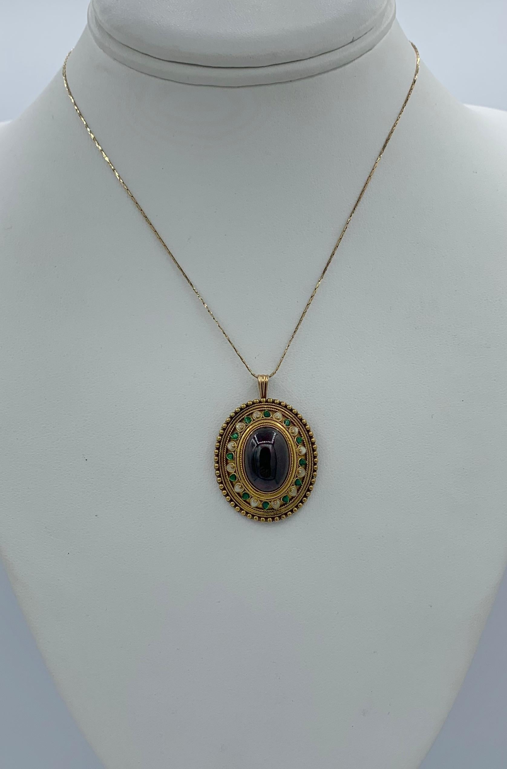 Etruscan Revival Garnet Enamel Gold Pendant Necklace Circa 1860 Museum Quality For Sale 5