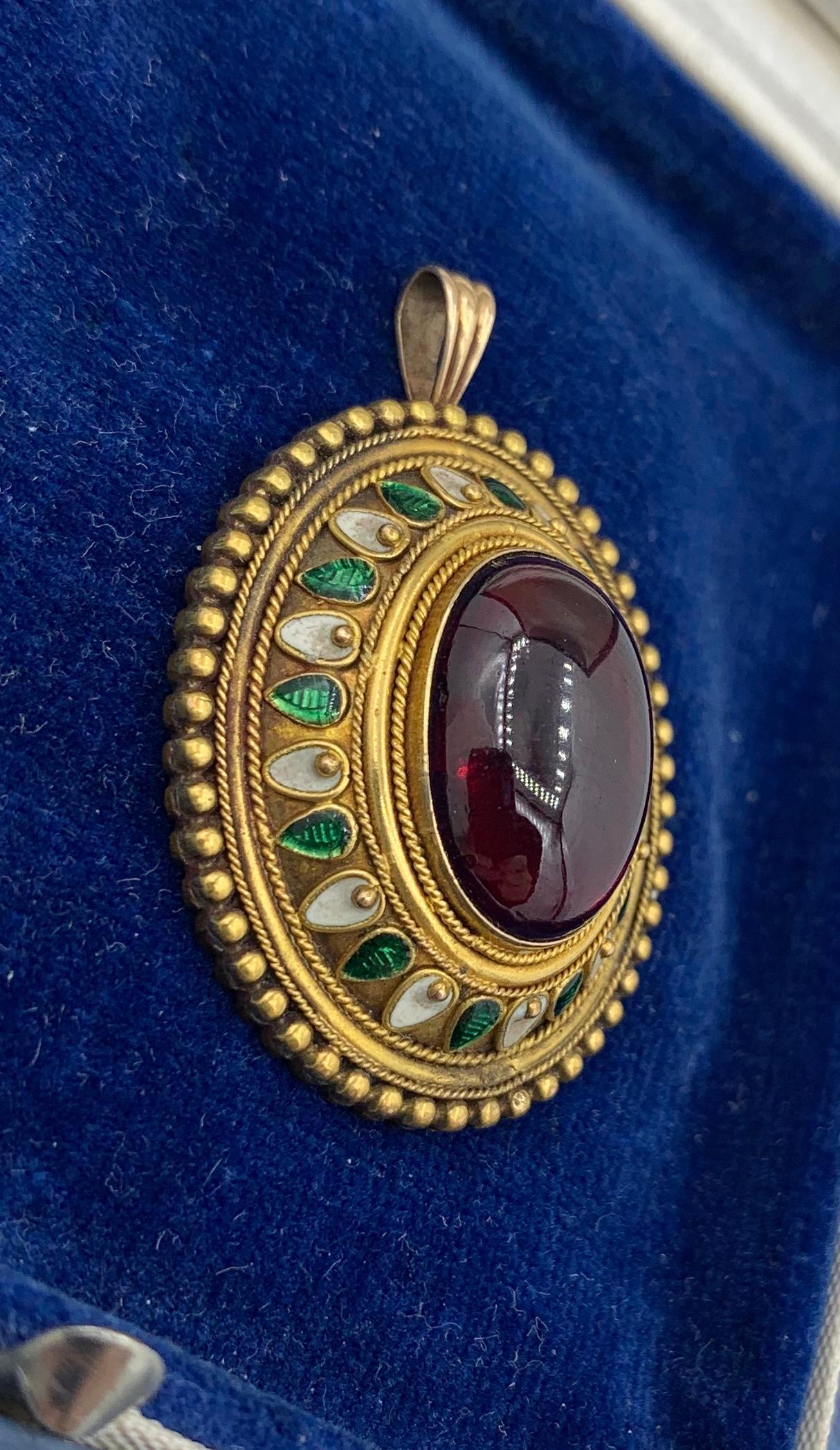 Etruscan Revival Garnet Enamel Gold Pendant Necklace Circa 1860 Museum Quality For Sale 2