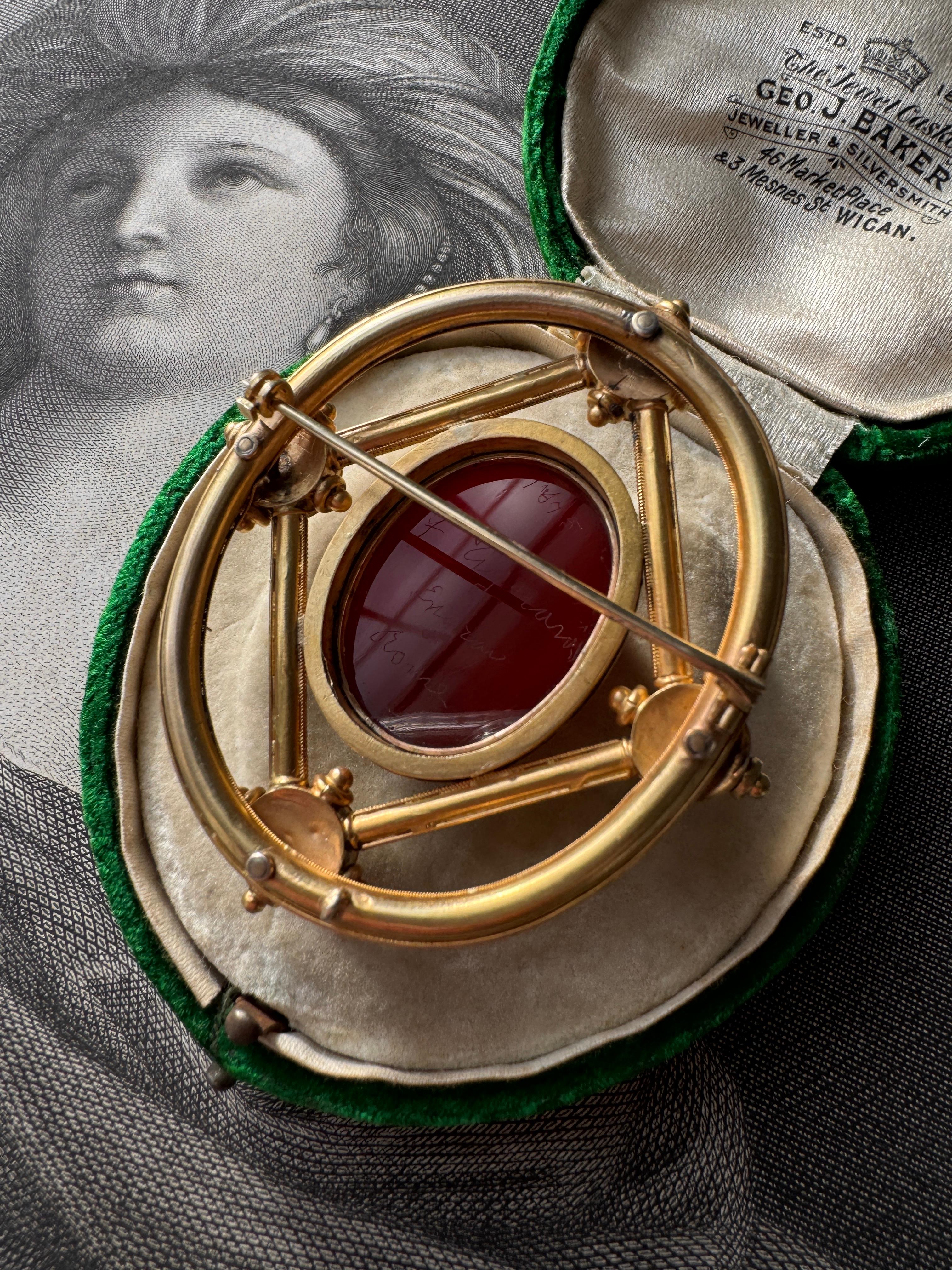 Etruscan Revival Hardstone Agate Cameo of Beatrice Cenci by Filippo Tignani In Good Condition For Sale In Hummelstown, PA
