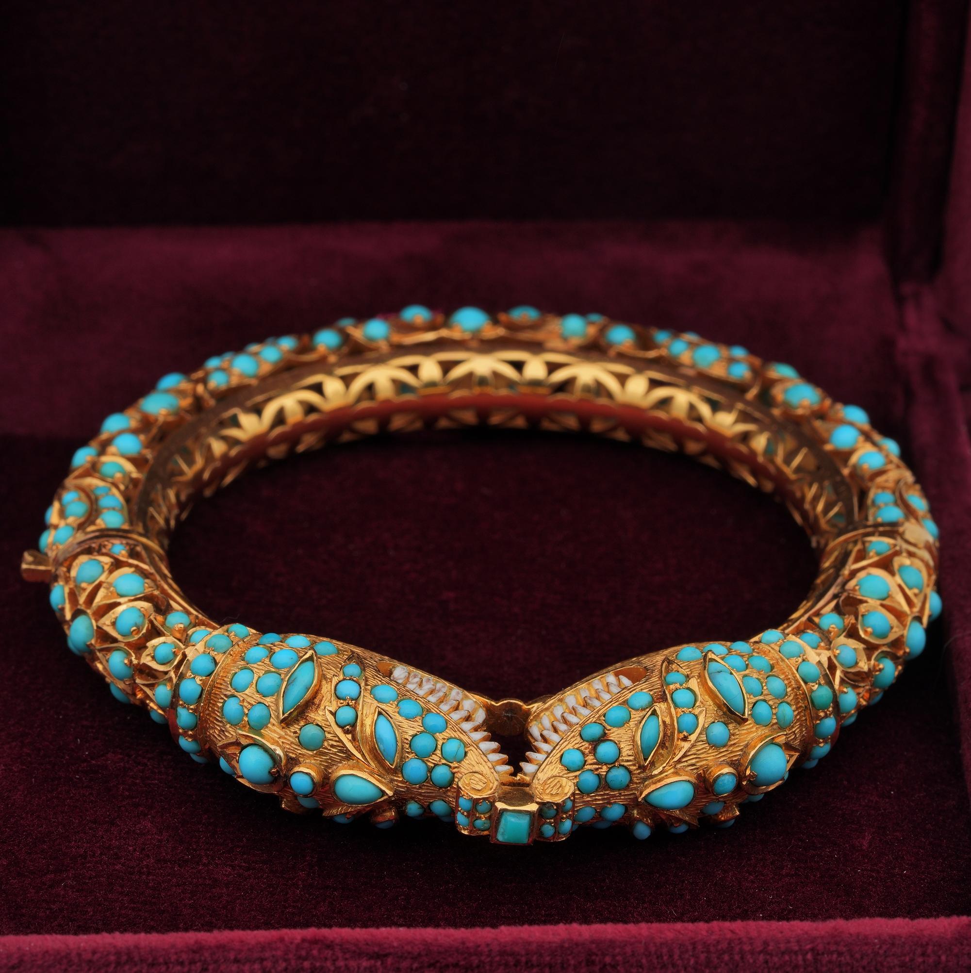 Etruscan Revival Persian Turquoise Snake Bangle 74 Grams 14 Karat Bangle In Good Condition For Sale In Napoli, IT