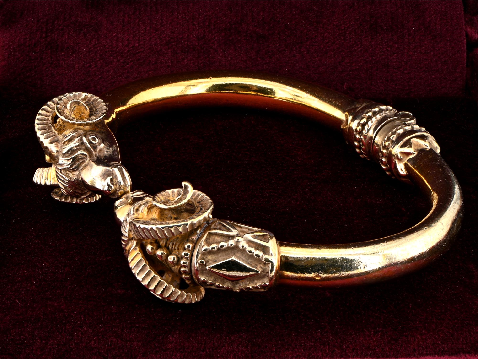 Etruscan Revival Rams Head 18 Kt Bangle For Sale 7