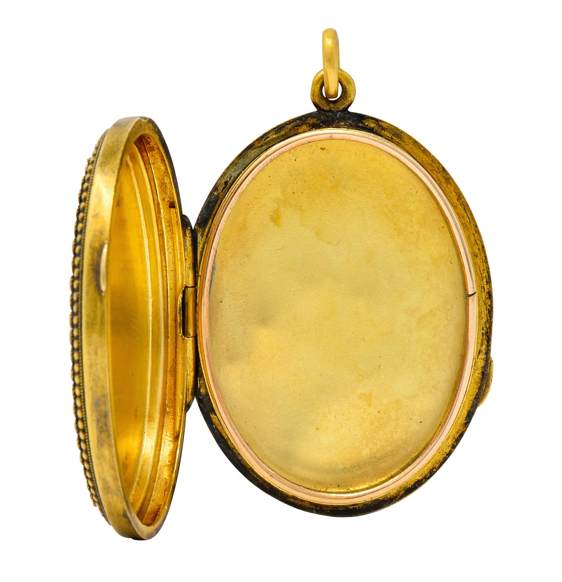 Etruscan Revival Victorian Enamel 14 Karat Gold Beaded Locket, circa 1870 10