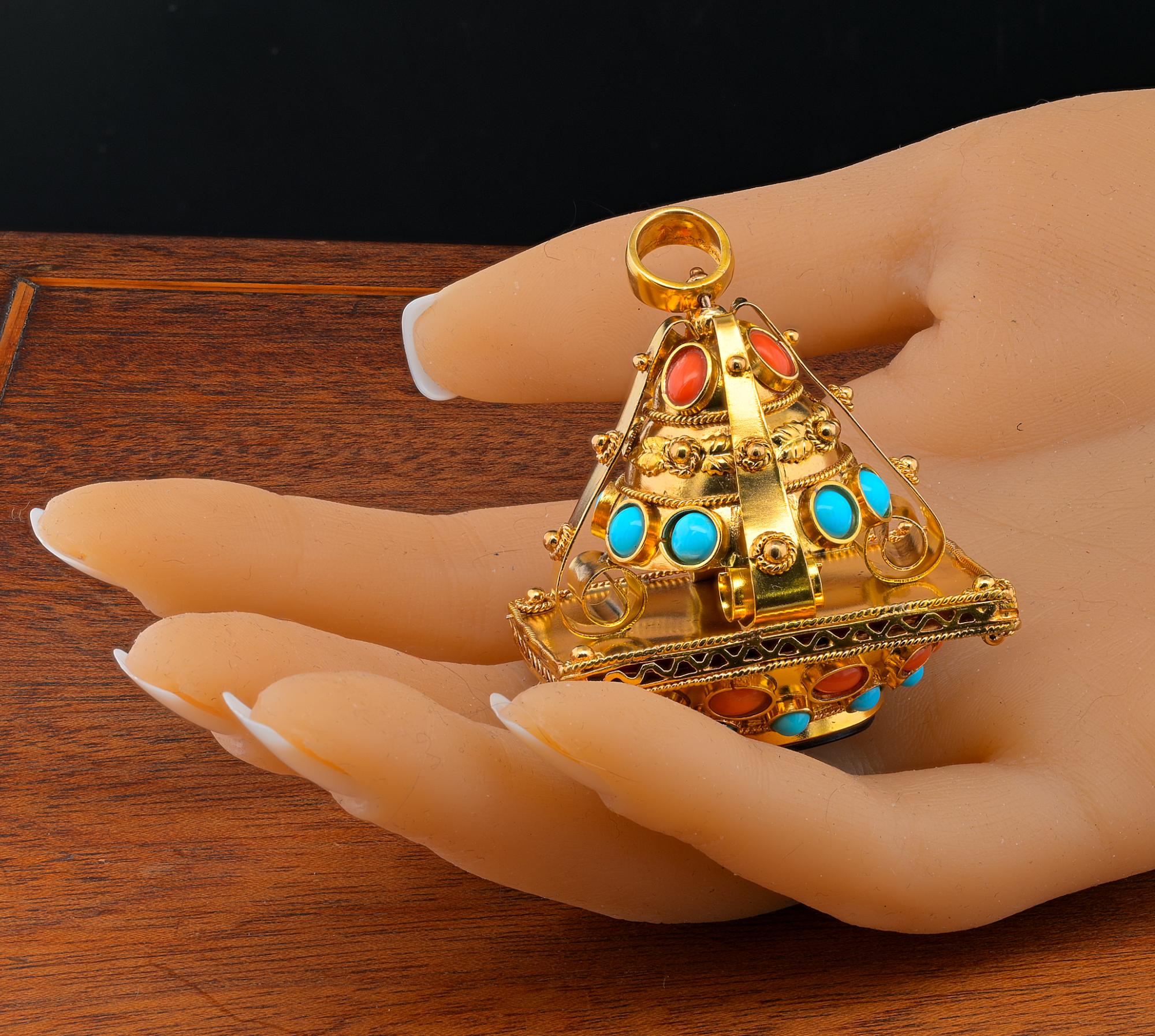 Revival etrusco Vintage Gigantic Fob Ebe & Eagle in vendita 2