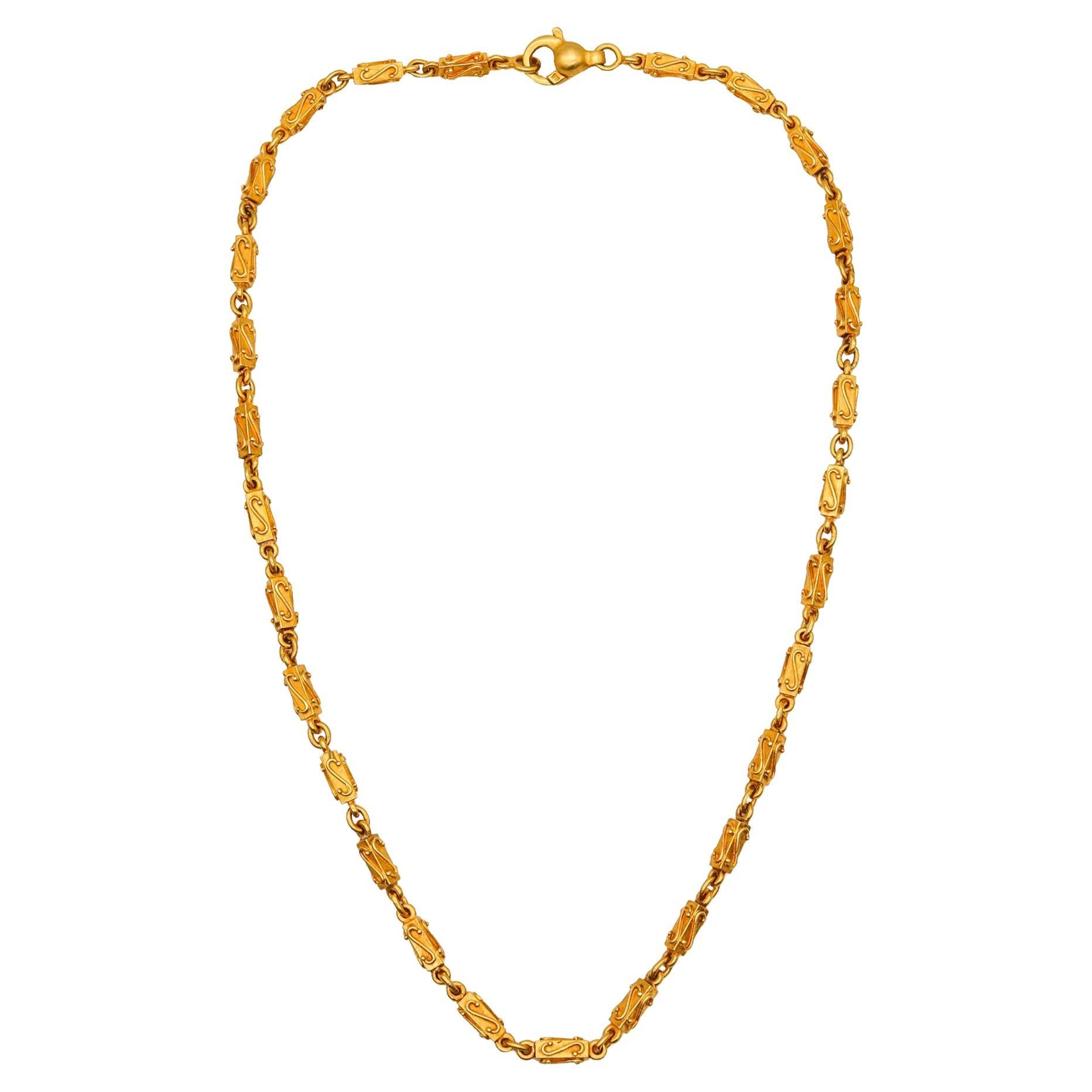 Etruscan Revival Vintage Italian Bold Chain Necklace in Solid 18Kt Yellow Gold For Sale
