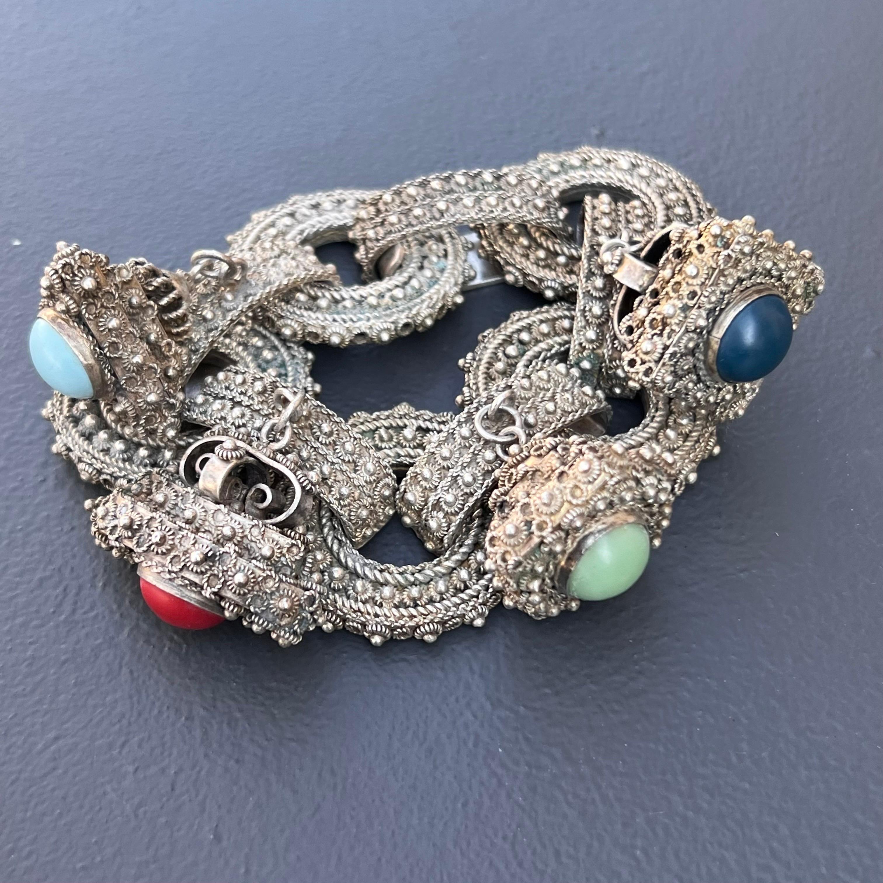Neoetruskisches Revival Vintage Papa George Fob Charms Medaillon Armband Silber für Damen oder Herren im Angebot