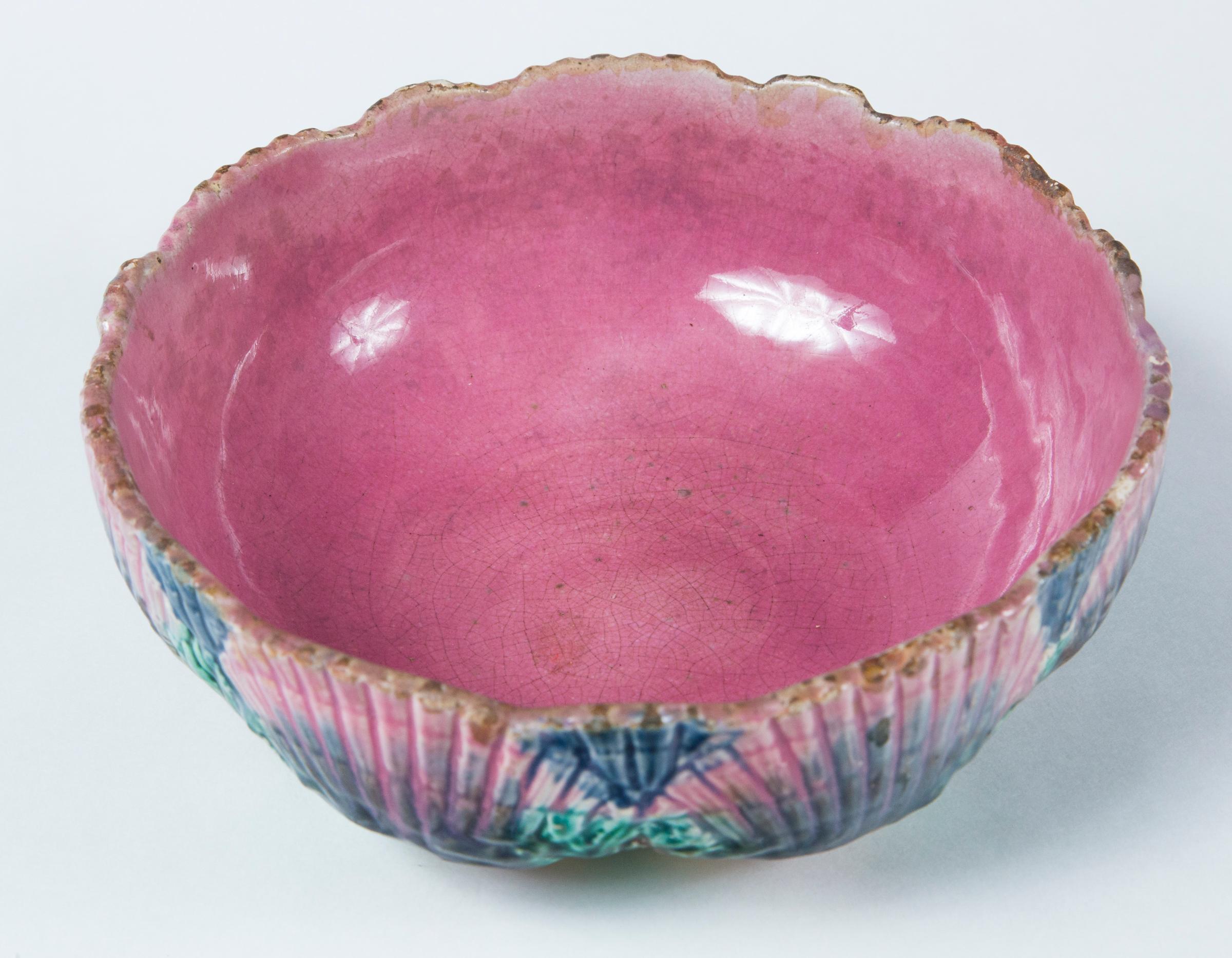 Etruscan Shell and Seaweed Majolica Bowl, Late 19th Century 1