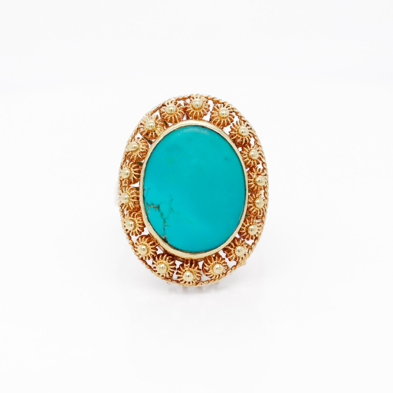 Anello cocktail in stile etrusco in oro giallo 14K e turchese cabochon In condizioni buone a Philadelphia, PA