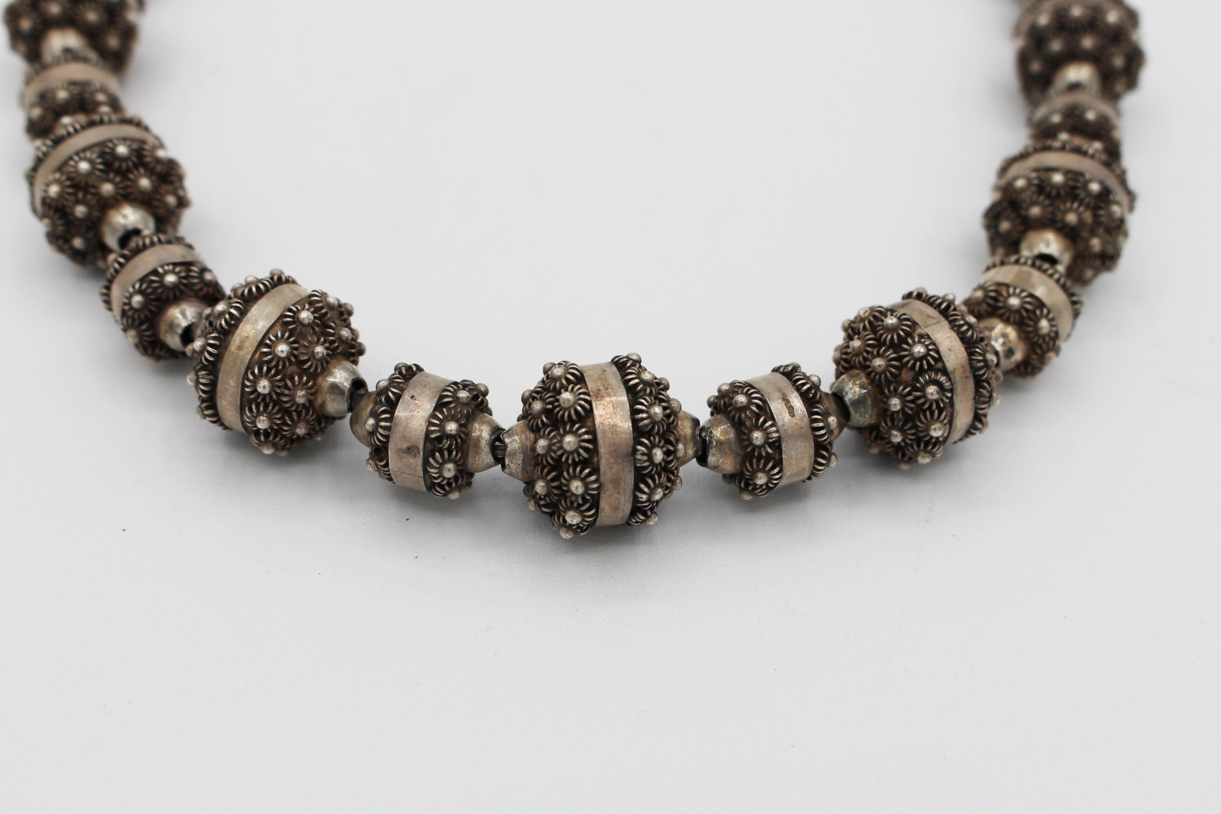 Halskette und Ohrringe aus Sterlingsilber im etruskischen Cuernavaca-Stil im Zustand „Gut“ im Angebot in Chapel Hill, NC