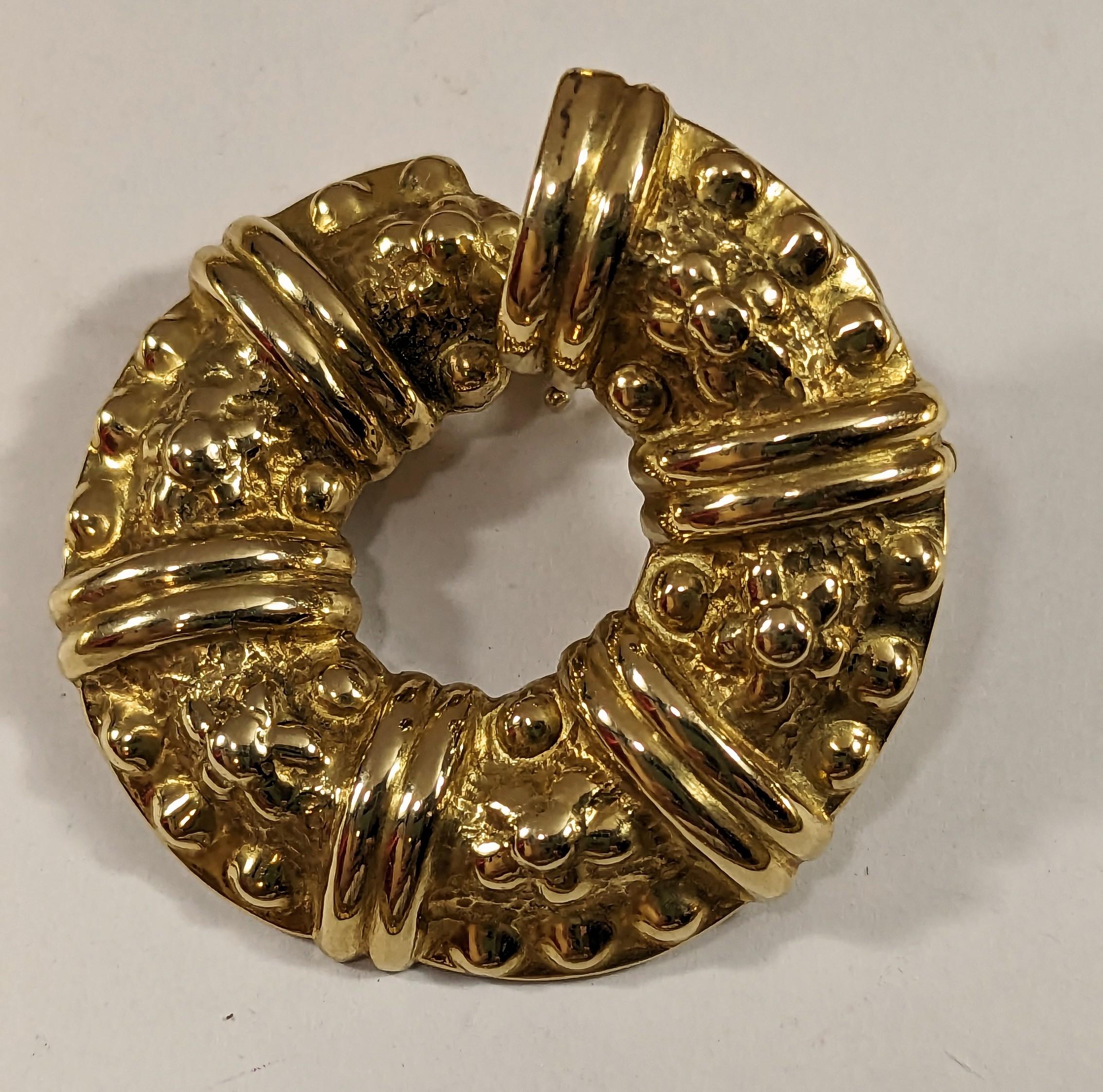 Etruscan Style Necklace and Earrings in 18k Yellow Gold For Sale 3