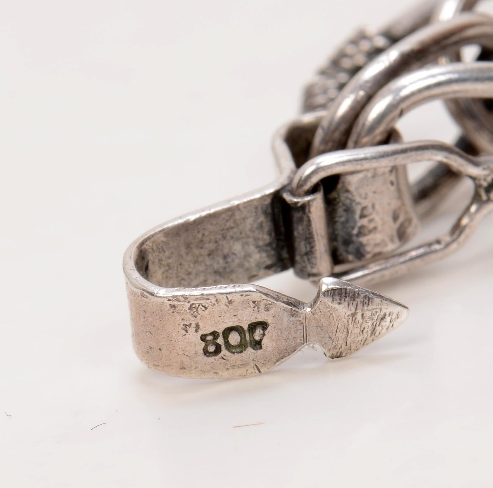 Antikes Silberarmband im etruskischen Stil, 4 Anhänger mit verschiedenen Steinen montiert im Angebot 4