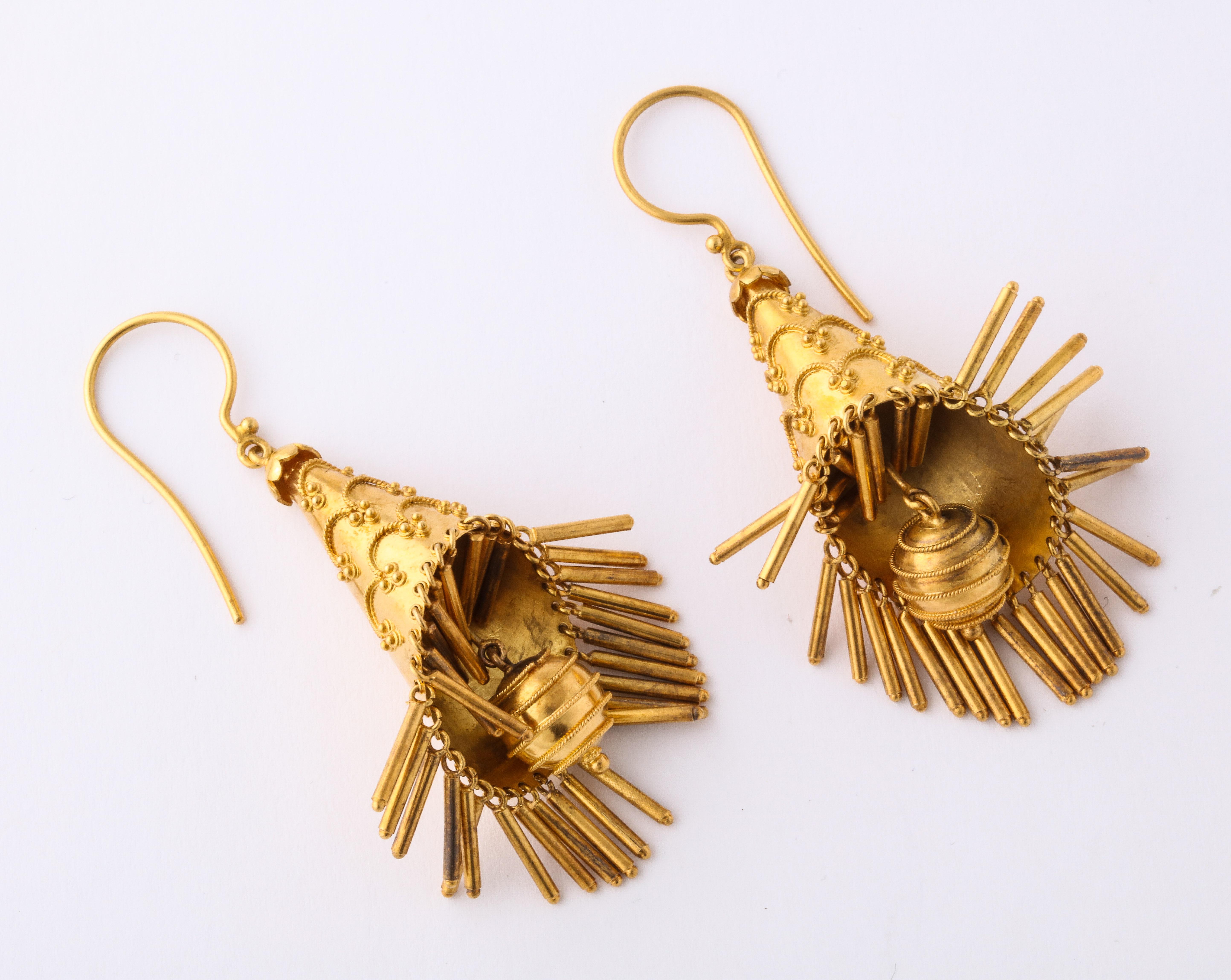 etruscan gold earrings