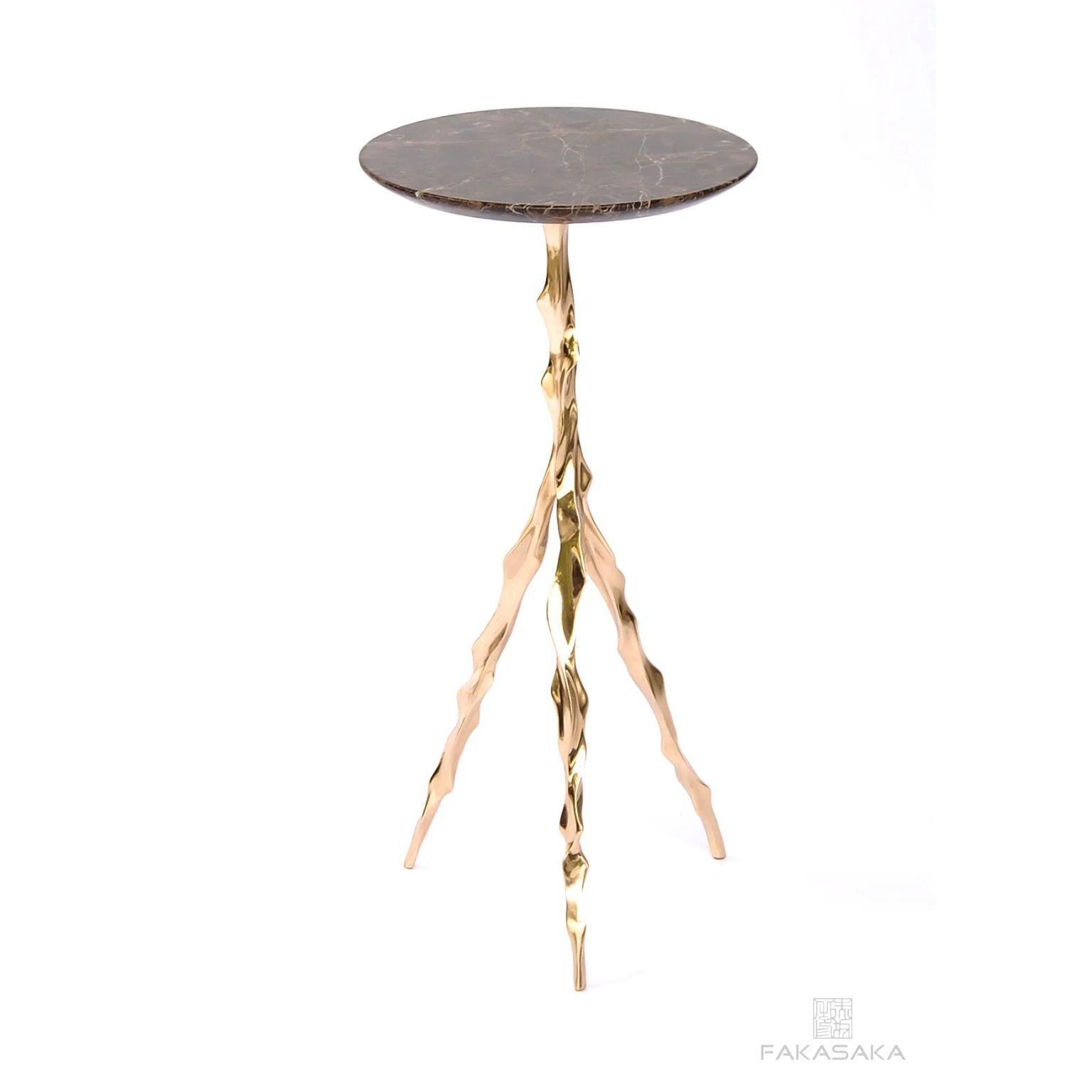 Autre Table à boissons Etta avec plateau en marbre impérial marron par Fakasaka Design en vente