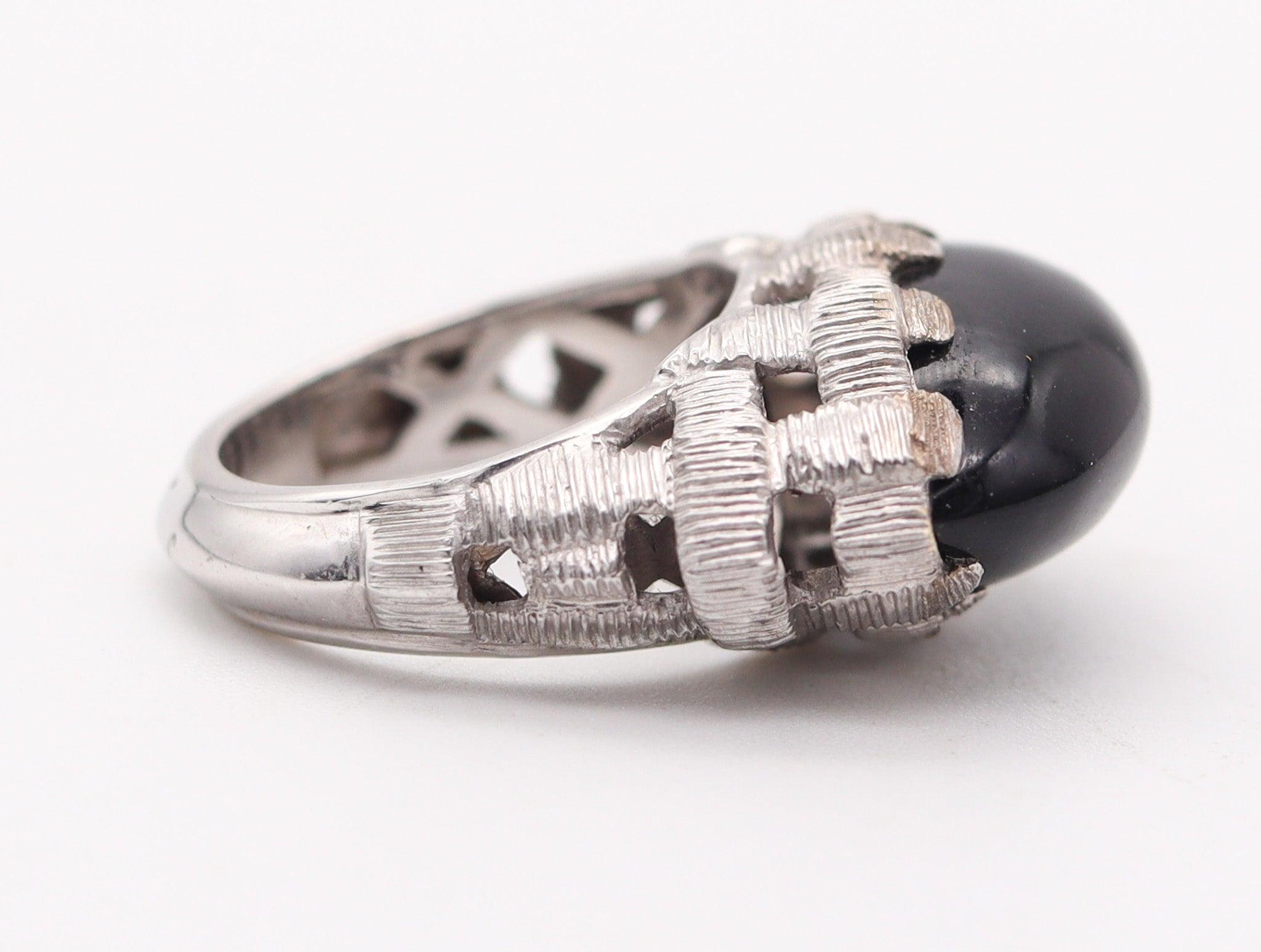ETTORE PANELLI Basket Cocktail Ring In Solid 18Kt White Gold With Black Onyx In Excellent Condition For Sale In Miami, FL