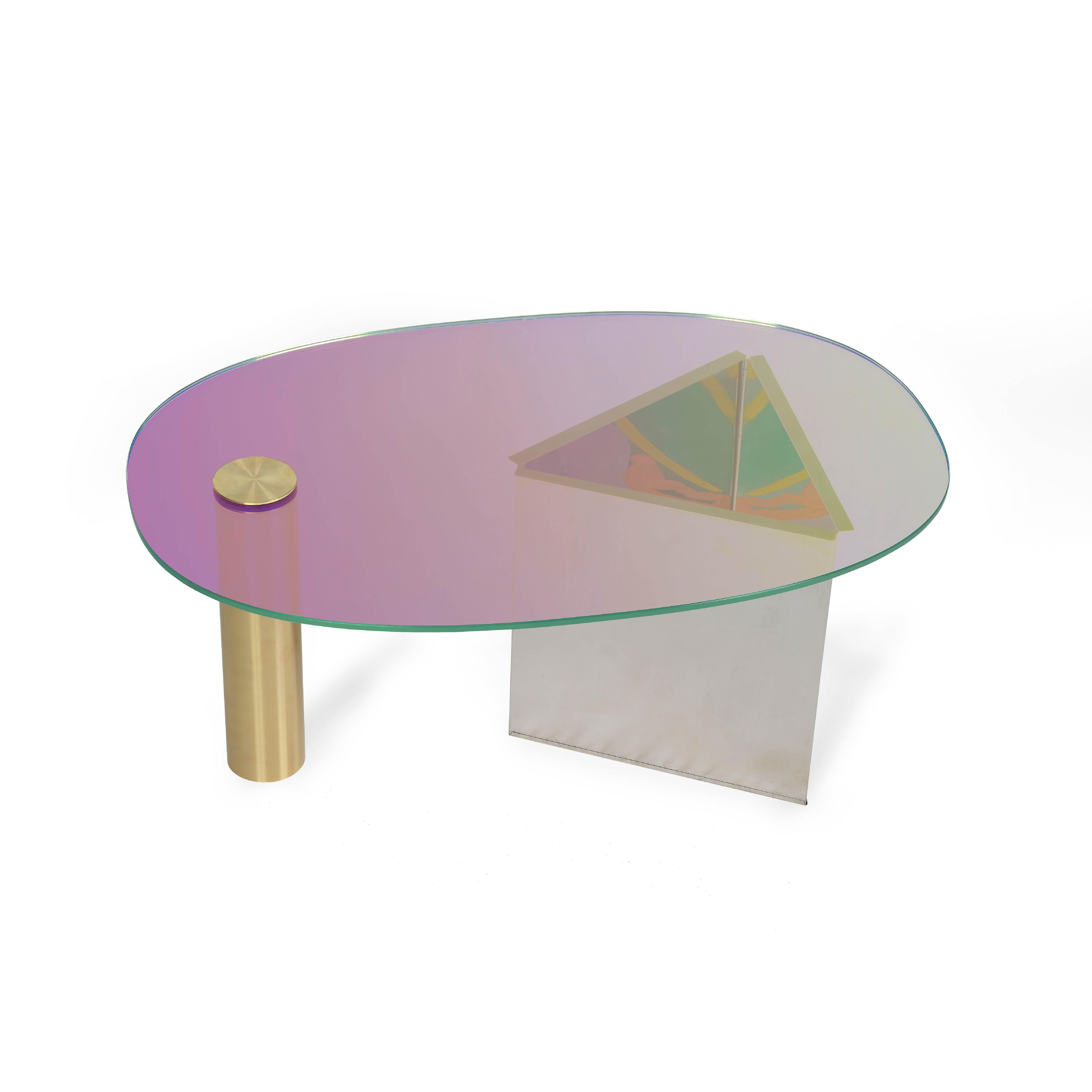 Ettore purple coffee table by Asa Jungnelius
Dimensions: 43 x 67 x 100 cm
Materials: Dichroic glass, brass and stainless steel.

Each table is individually painted by the artist. Limited edition

Åsa Jungnelius is a visual artist (MFA) and a