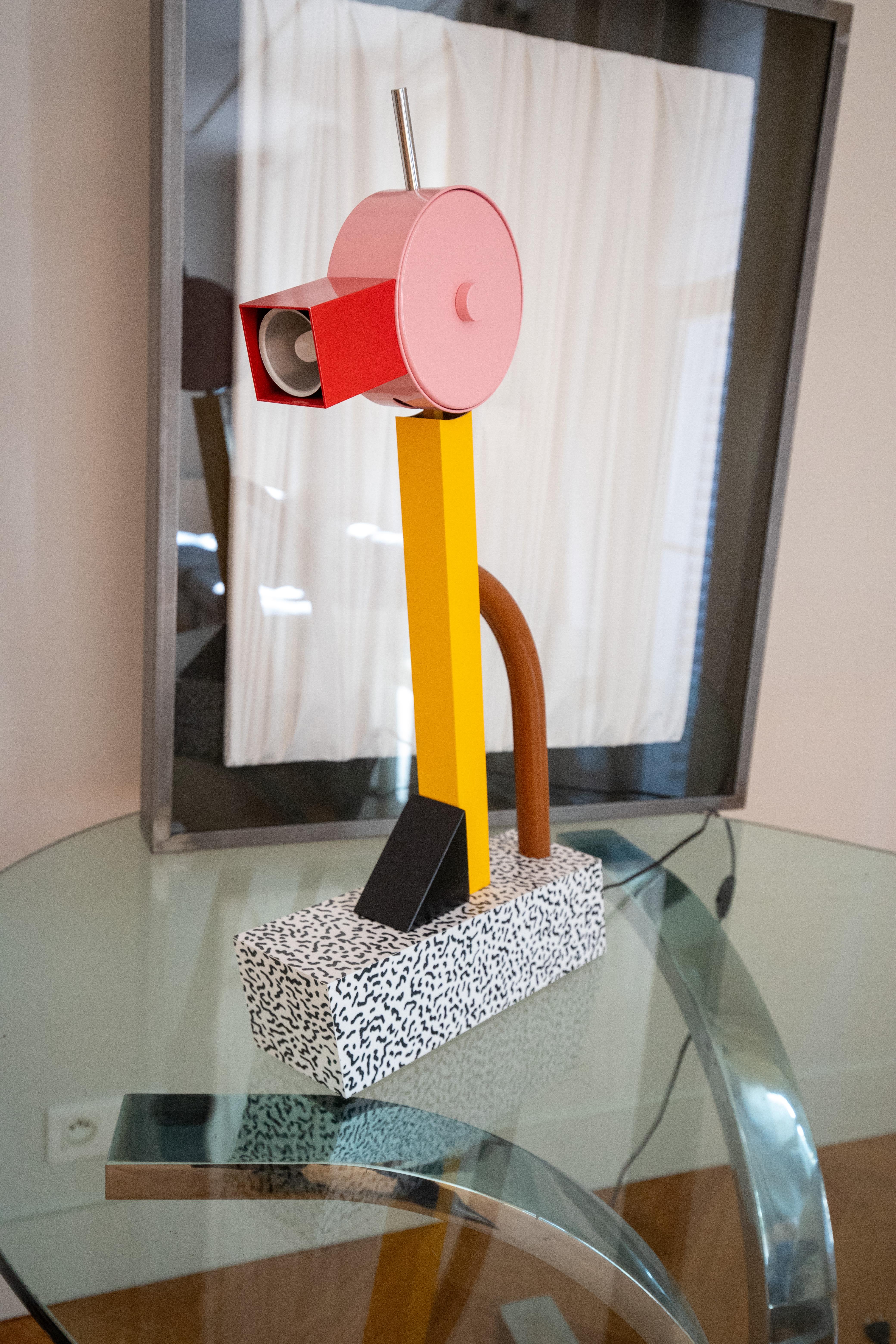 Ettore Sottsas Tahiti Lamp /Memphis im Zustand „Hervorragend“ im Angebot in PARIS, FR