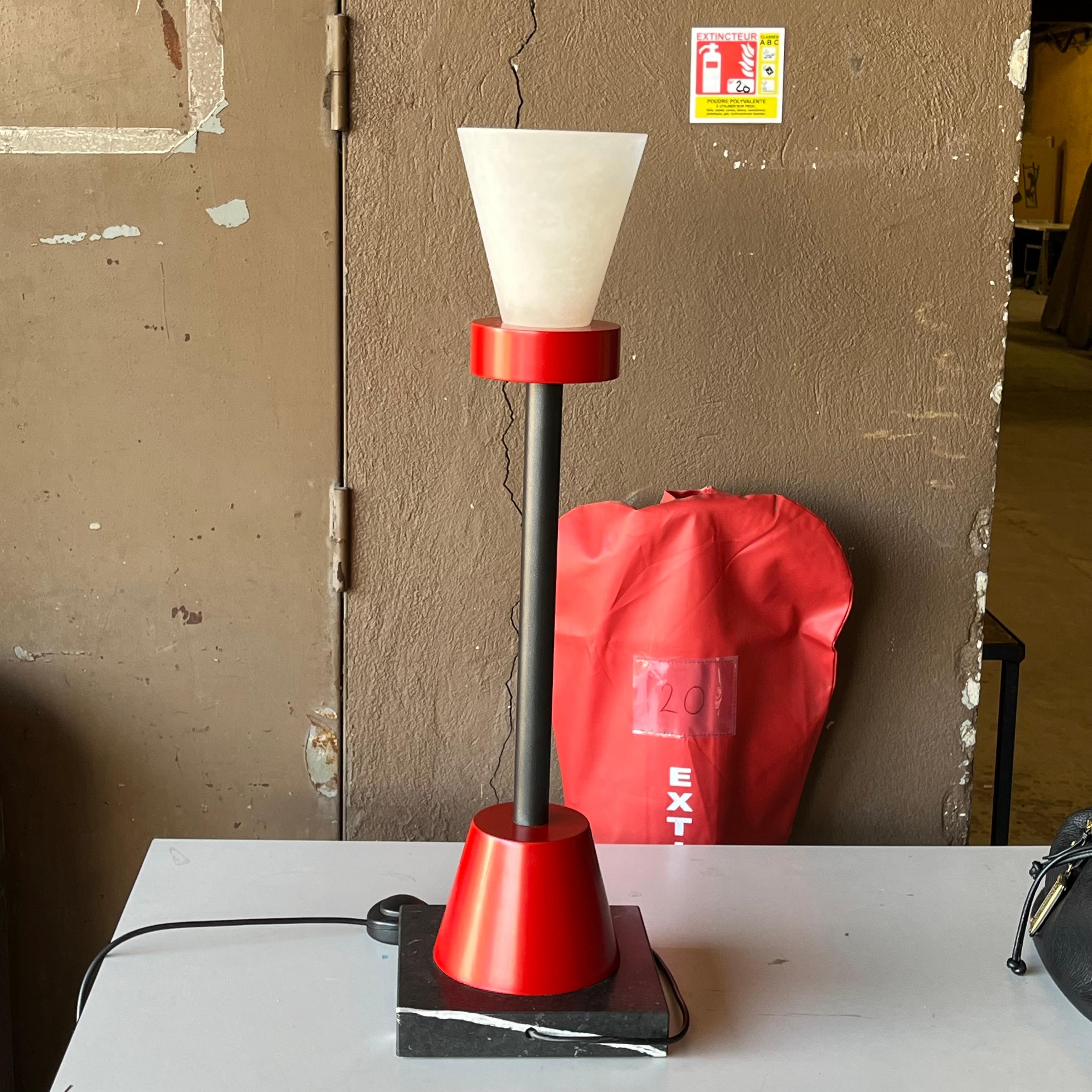 Ettore Sottsass (1917-2007) Lampe Luce Bassa 1988 collezione Bharata in vendita 7