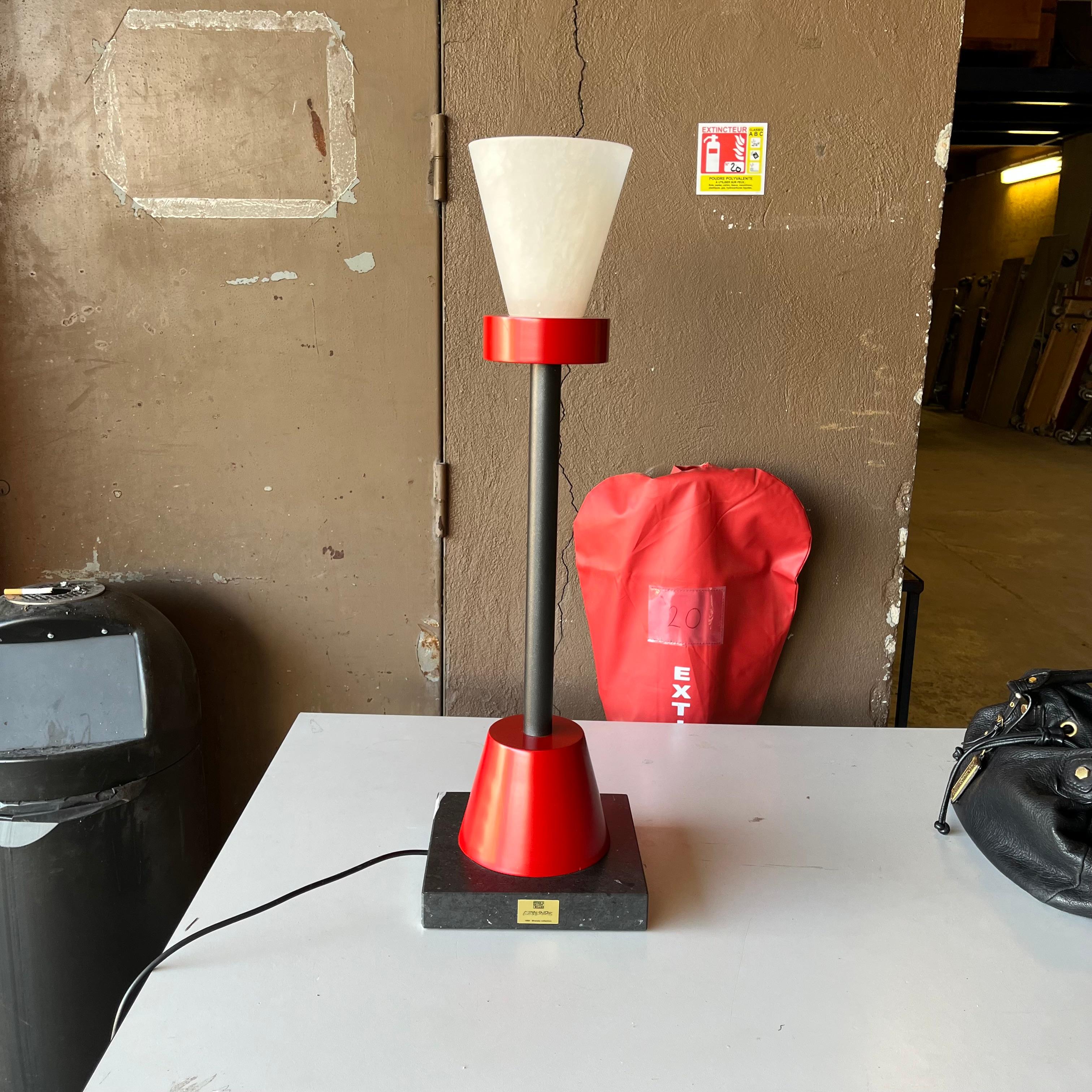 Italiano Ettore Sottsass (1917-2007) Lampe Luce Bassa 1988 collezione Bharata in vendita