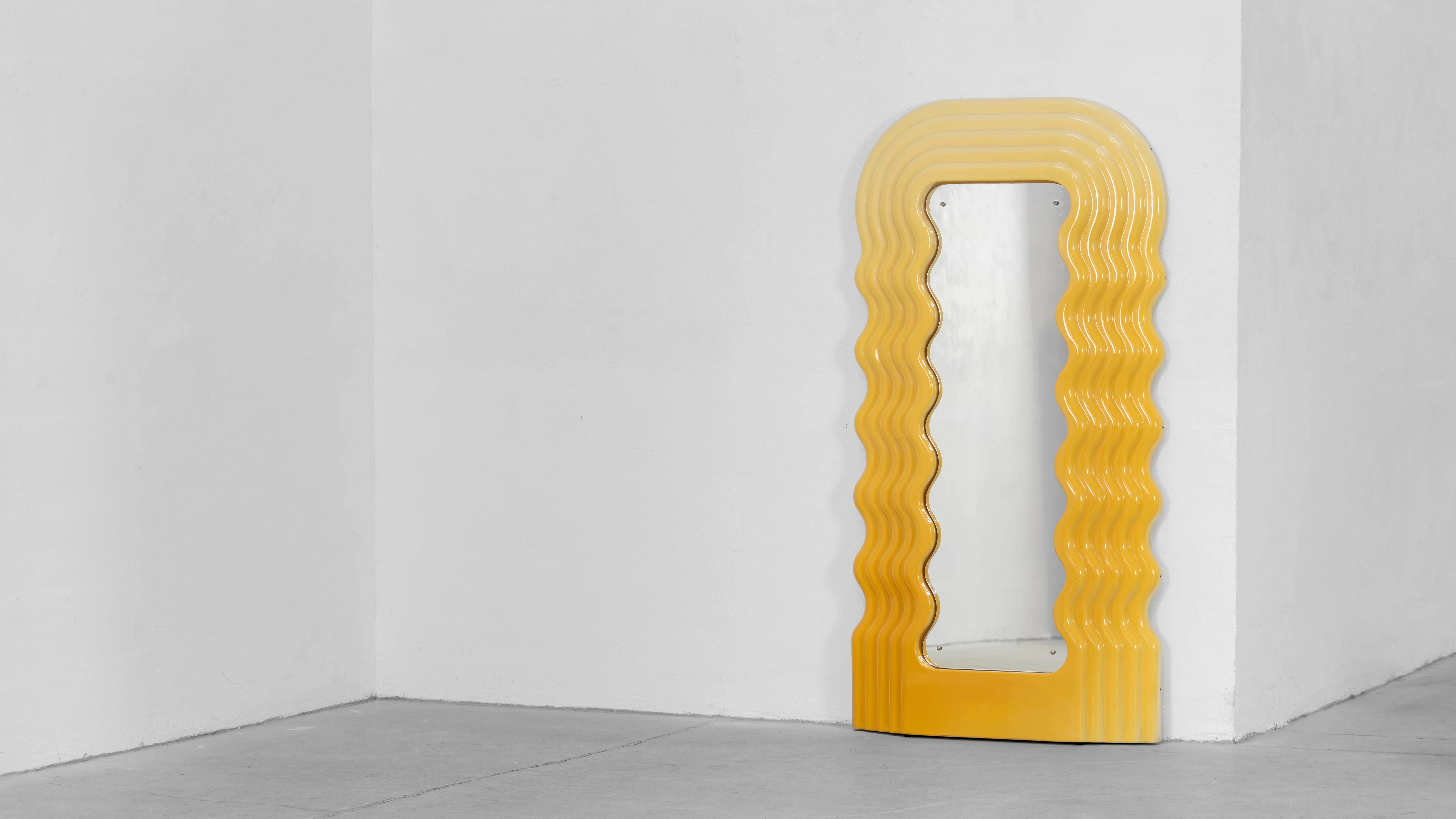 Ettore Sottsass 1a serie di specchi Ultrafragola Objects 1970 per Poltronova Milano in vendita 2