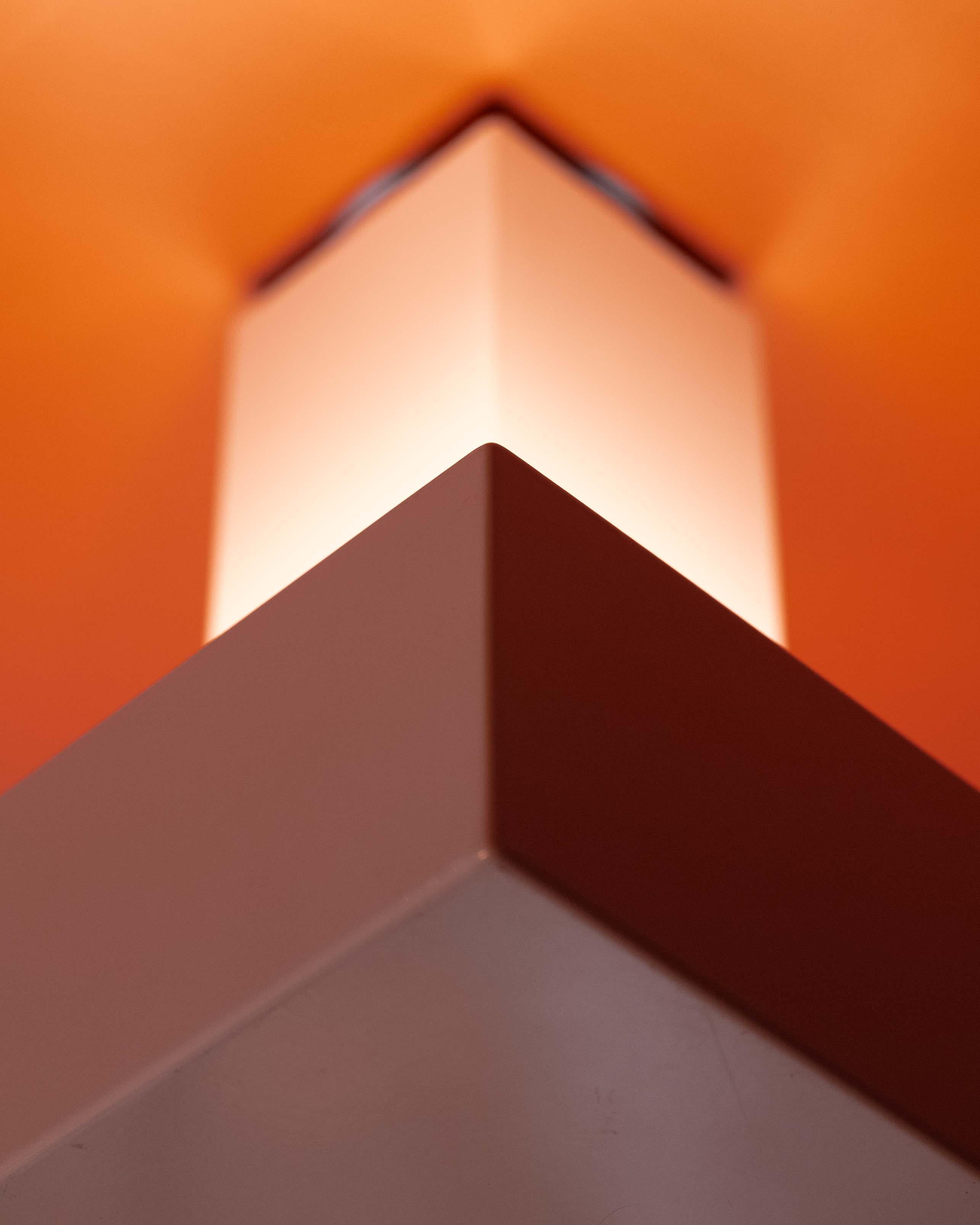 Ettore Sottsass
Una lampada da soffitto, 1980
(ES031)