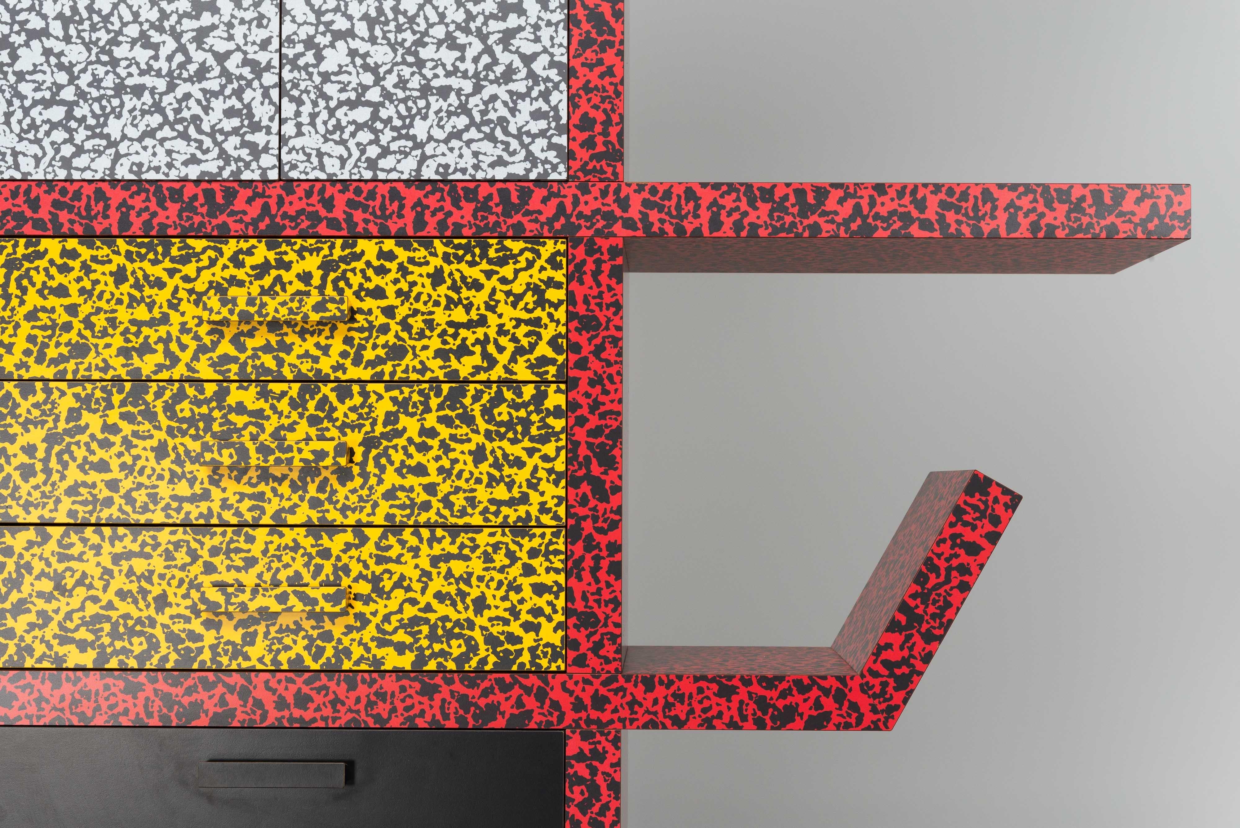 Ettore Sottsass Casablanca cabinet Memphis Milano 1981 In Good Condition For Sale In Roosendaal, Noord Brabant