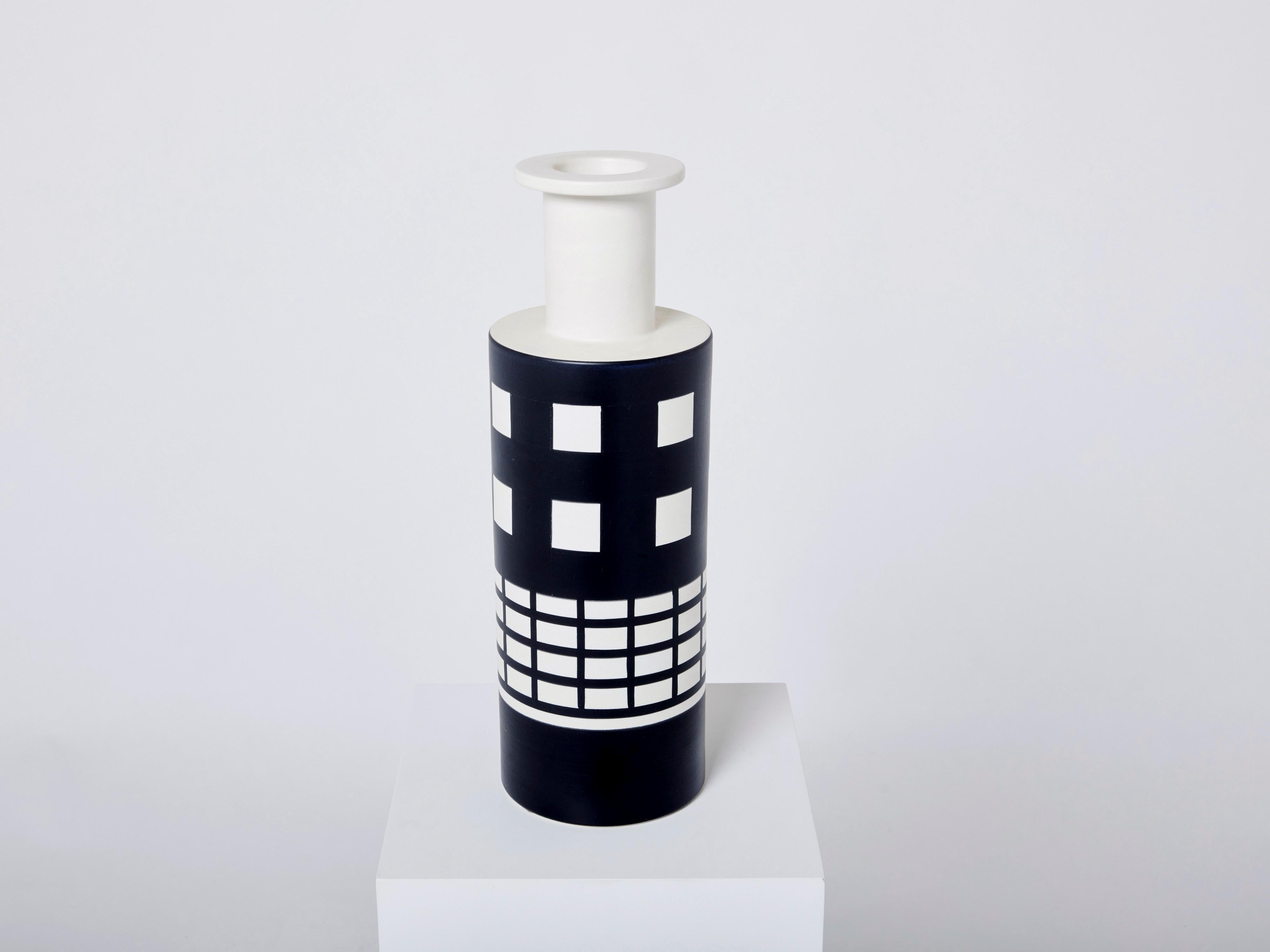 Beautiful black and white graphic ceramic vase, bottle shaped, designed by Ettore Sottsass for Bitossi Montelupo in 1986. This beautiful vase, typical of Ettore Sottsass avant-garde design, is a true collectible piece. Marked E. Sottsass, Bitossi -