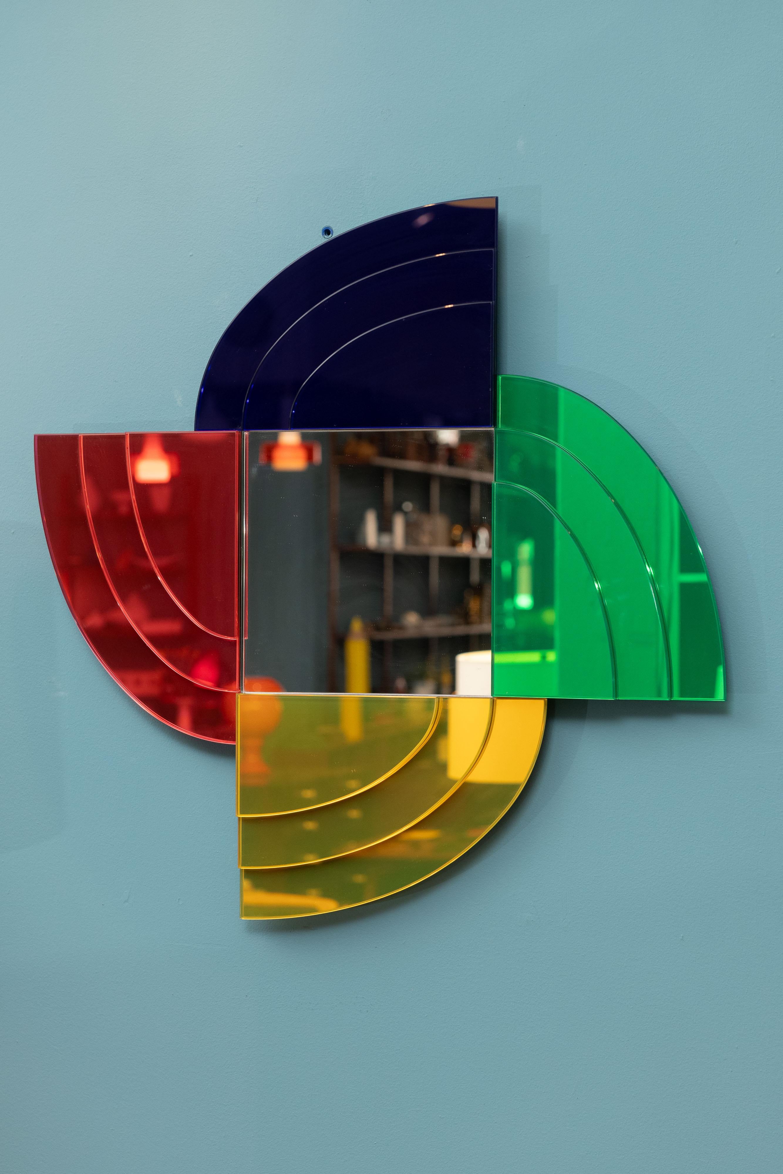 Ettore Sottsass Design Memphis Wandspiegel für Glas Italia 2007 (Italienisch) im Angebot