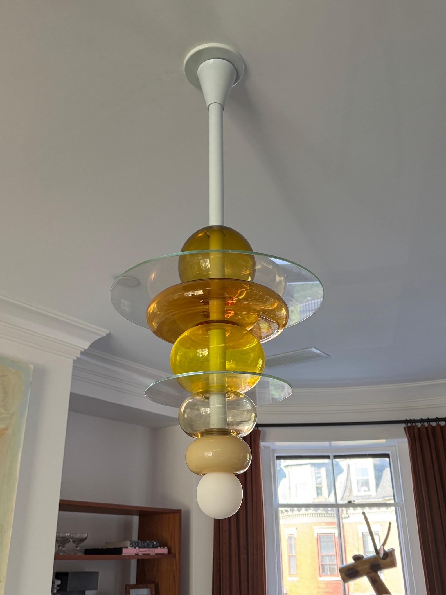 Postmoderno Lampadario moderno in vetro giallo Ettore Sottsass Firenze per Venini in vendita