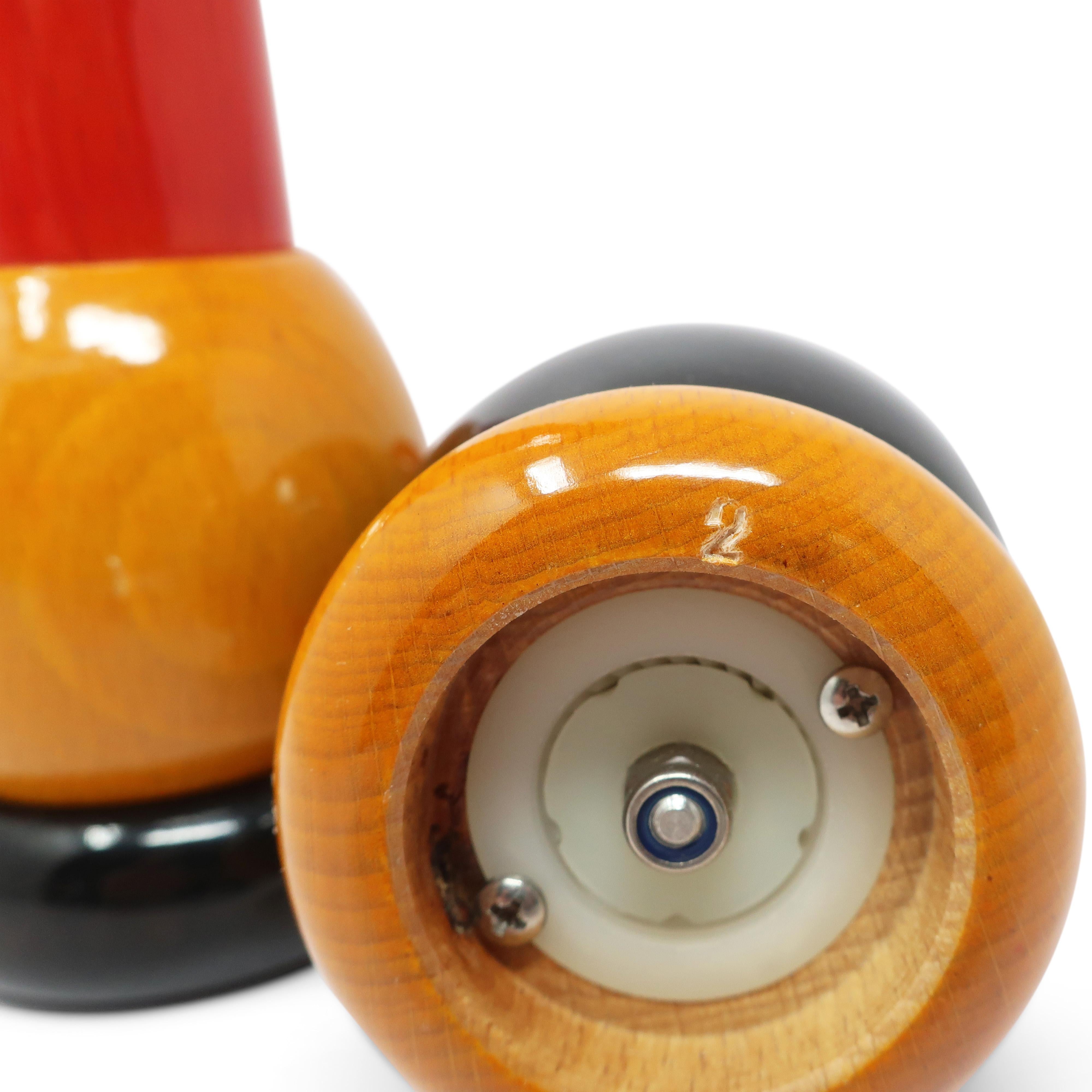 Salero y pimentero Ettore Sottsass para Alessi siglo XX