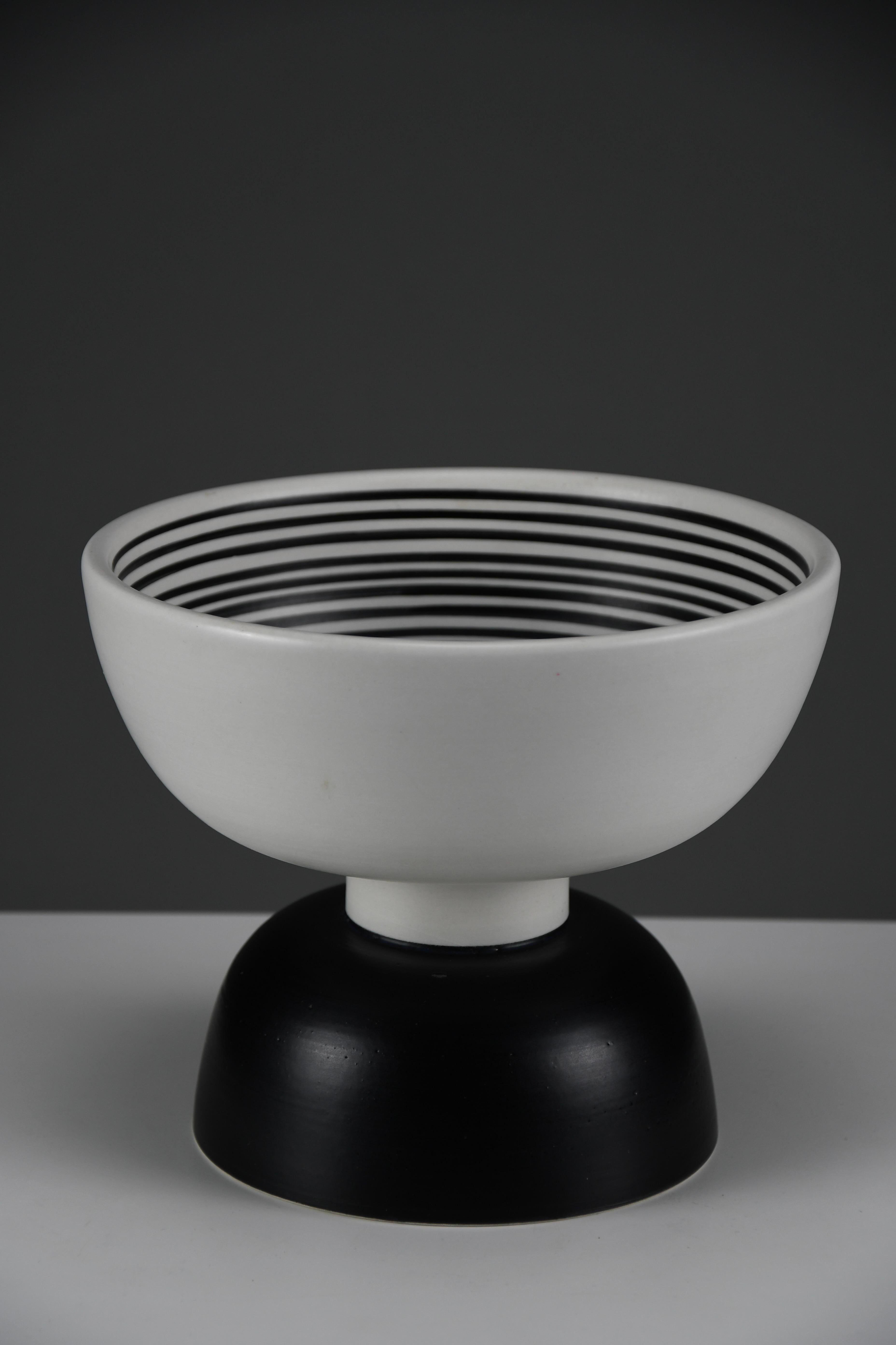 Ettore Sottsass for Bitossi, Hollywood Collection Ceramic Bowl, Italy, ca. 1980s In Good Condition For Sale In Weesp, NL