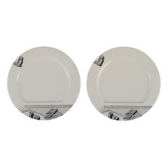 Ettore Sottsass pour Flavia Memphis Milano, assiettes en porcelaine futuristes.
