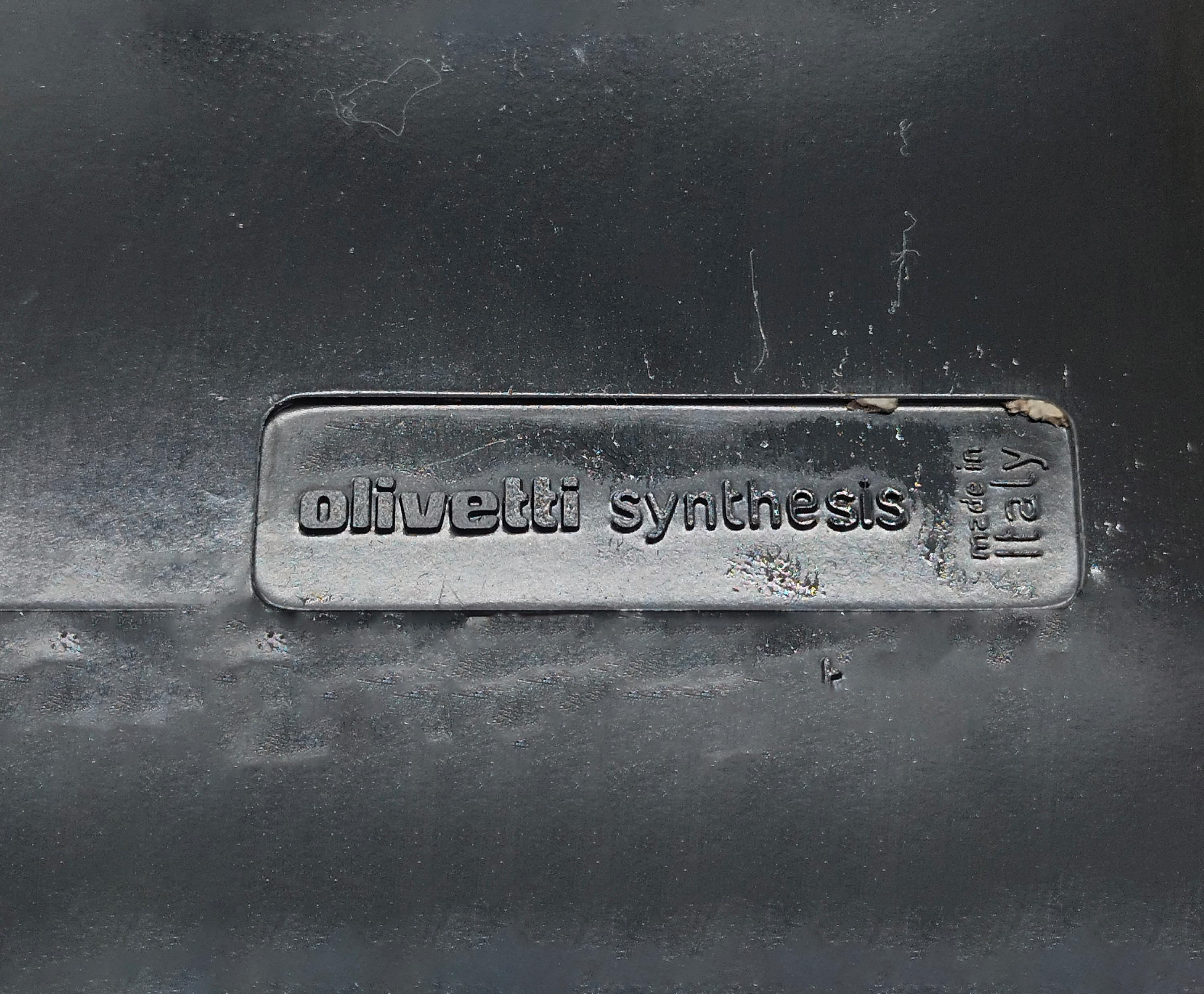 Cendrier noir Ettore Sottsass pour Olivetti Synthesis, Italie, années 1970 Bon état - En vente à Naples, IT