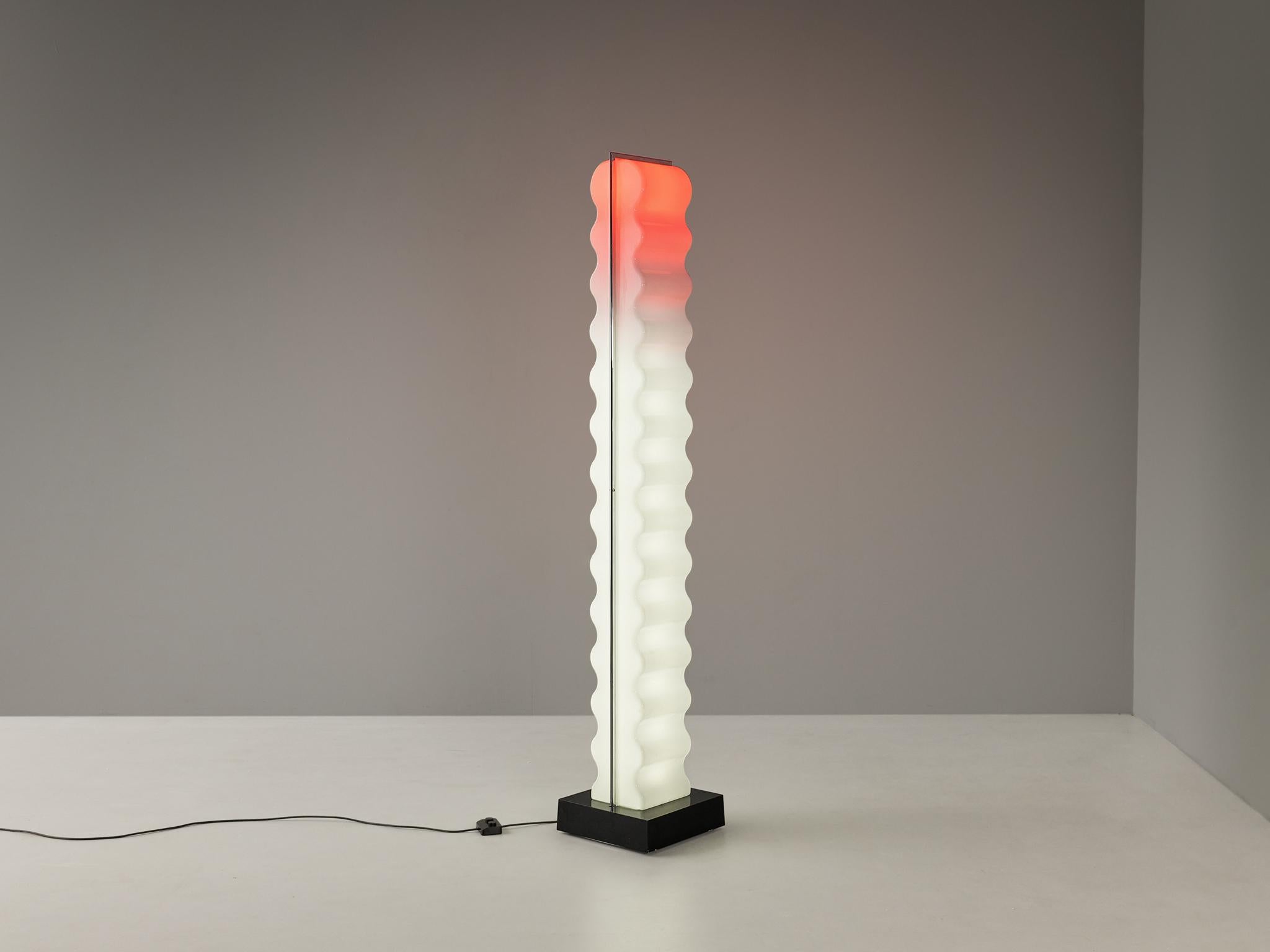Ettore Sottsass for Poltronova, floor lamp, model 'Cometa' no. L026, acrylic, lacquered metal, chrome, Italy, design 1970

Funky and easy to love floor lamp designed by Ettore Sottsass for Poltronova in 1970.  Most striking are the wavy outer lines