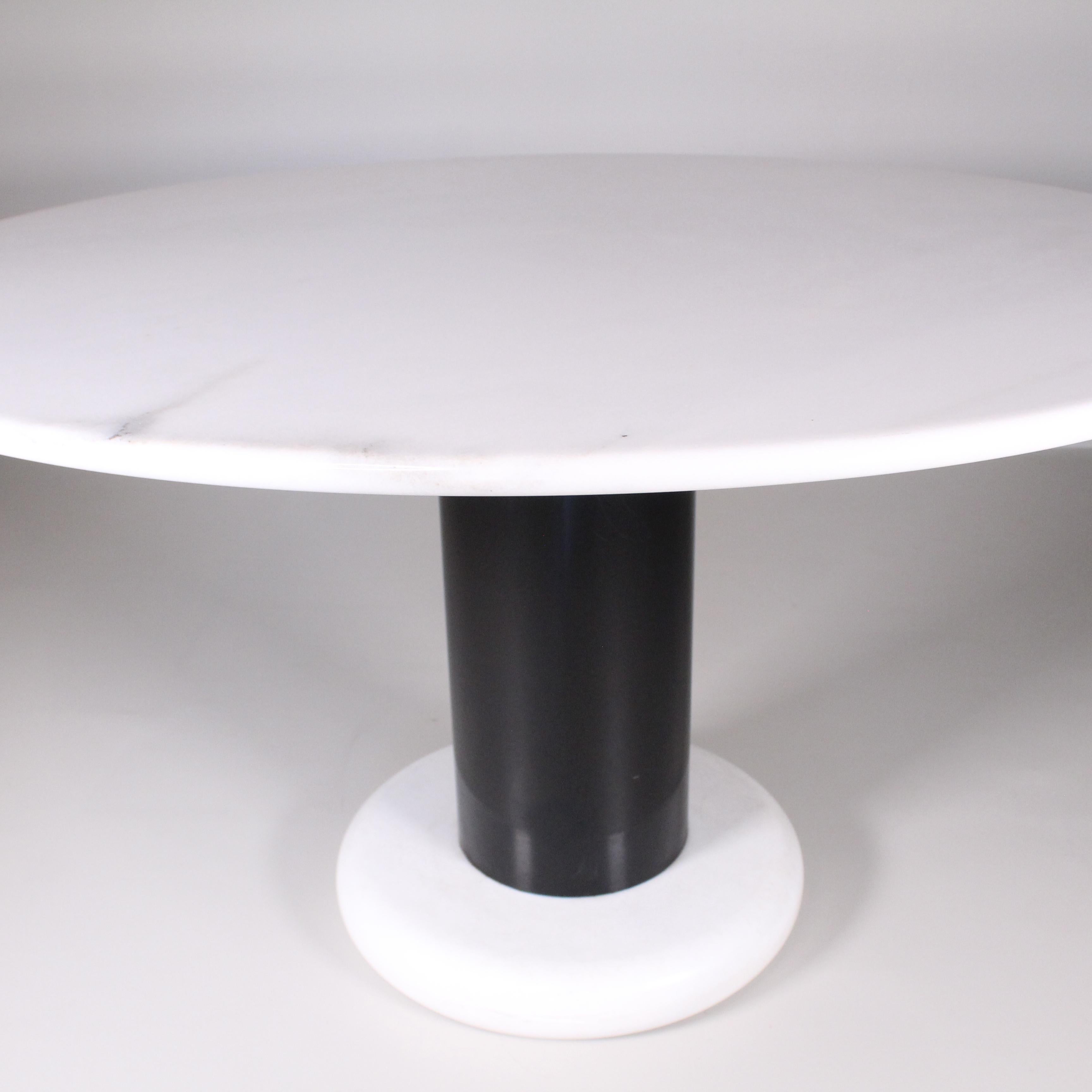 Ettore Sottsass for Poltronova Dining Table in ‘Loto’ in Carrara White Marble For Sale 1