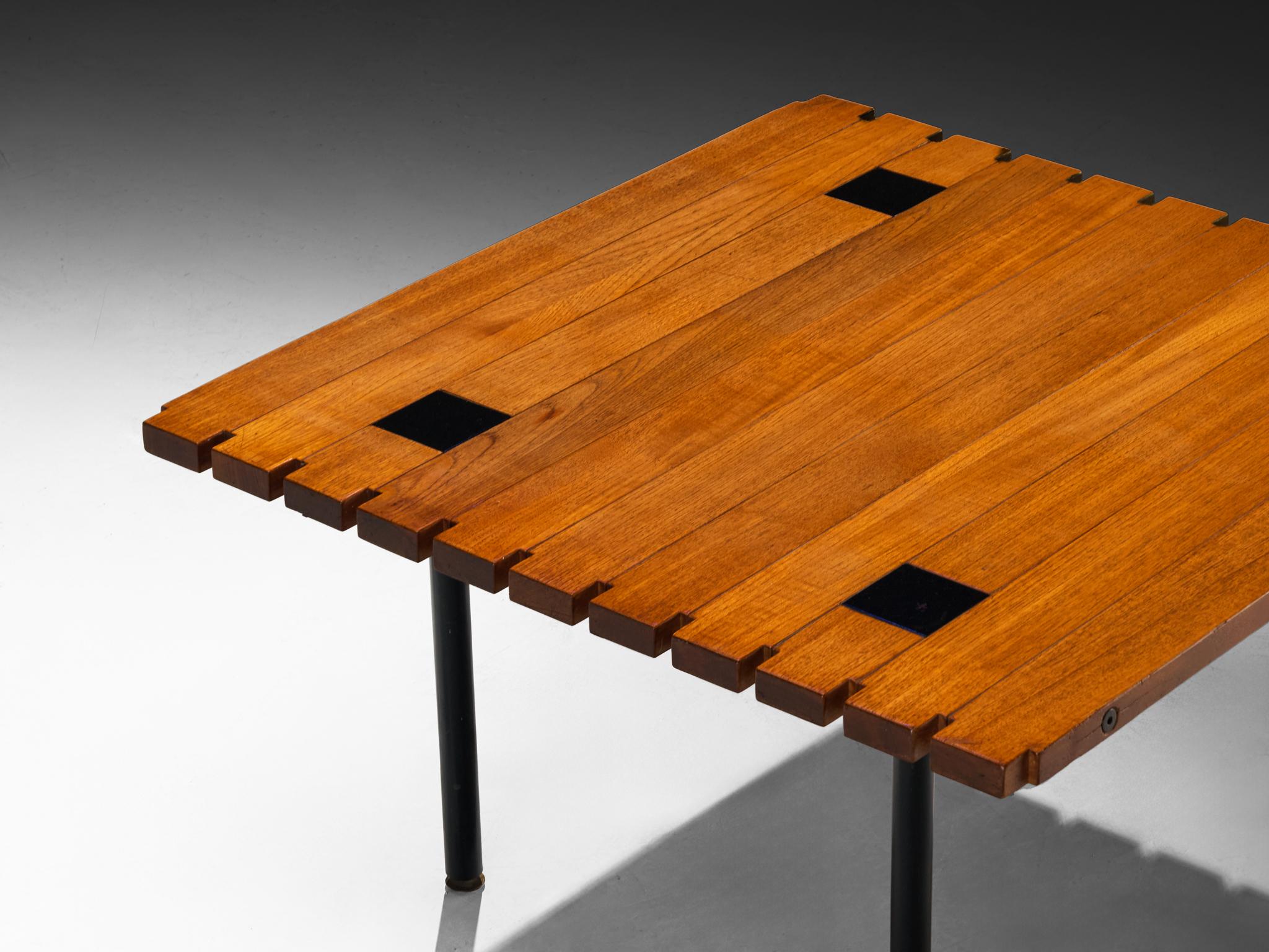 Ettore Sottsass para Poltronova, mesa de centro 