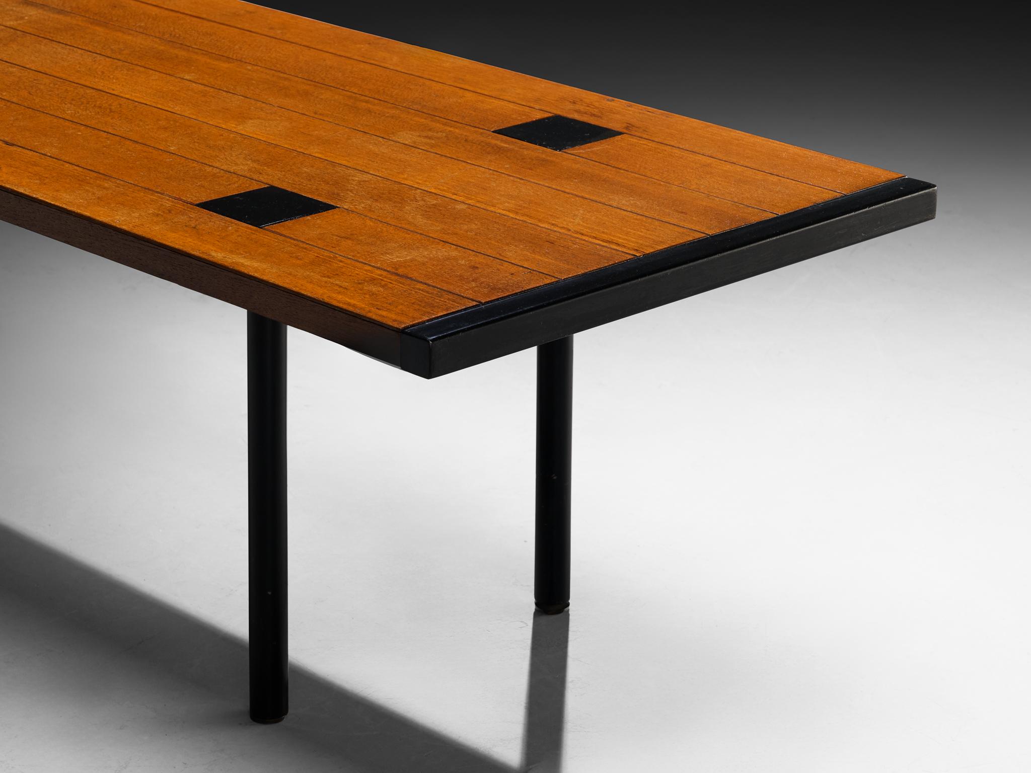 Couchtisch 'T.101' von Ettore Sottsass für Poltronova aus Teakholz (Moderne der Mitte des Jahrhunderts) im Angebot