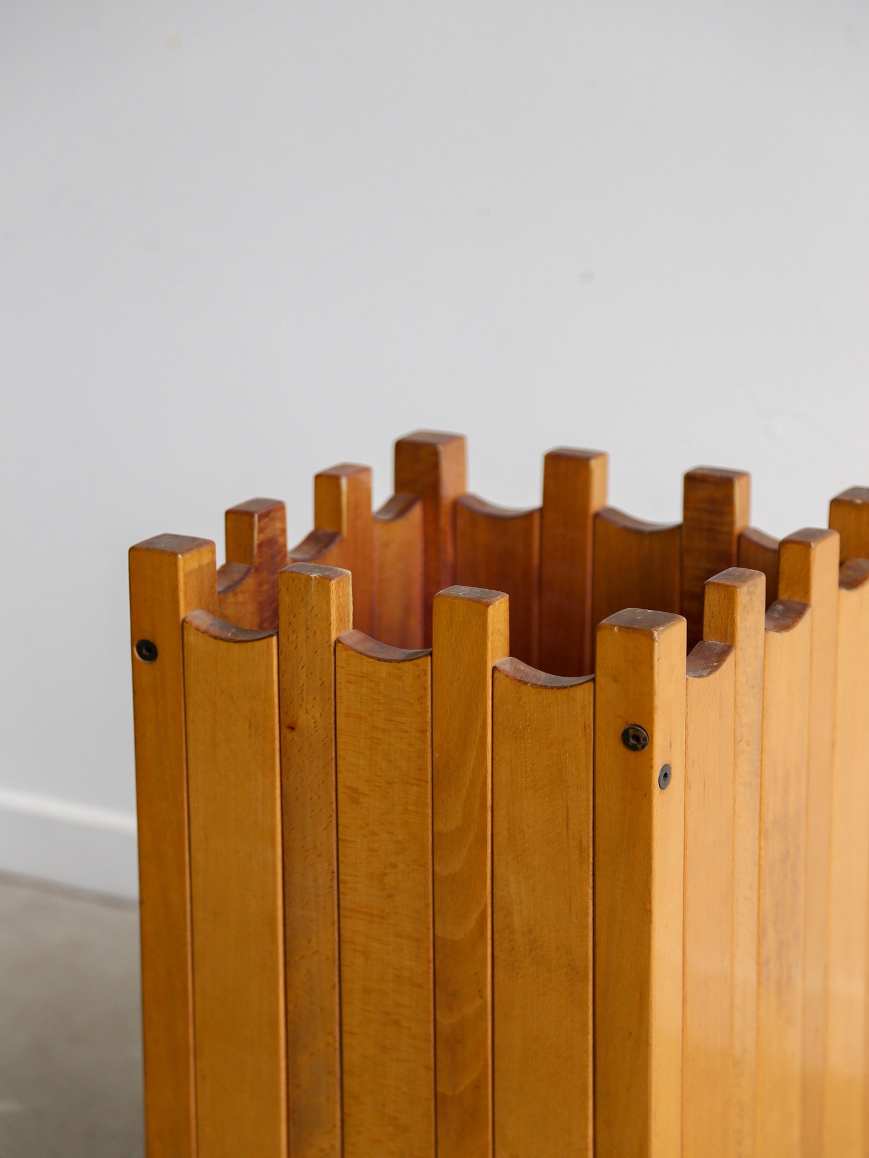 Ettore Sottsass for Poltronova Wooden Umbrella Stand In Fair Condition For Sale In Byron Bay, NSW