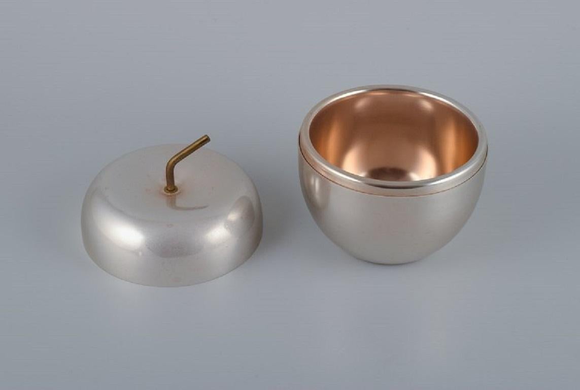 Post-Modern Ettore Sottsass for Rinnovel, Italy, Ice Bucket Shaped like an Apple For Sale
