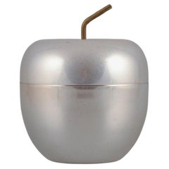 Ettore Sottsass für Rinnovel, Italien. Eiskübel in Form eines Apfels.