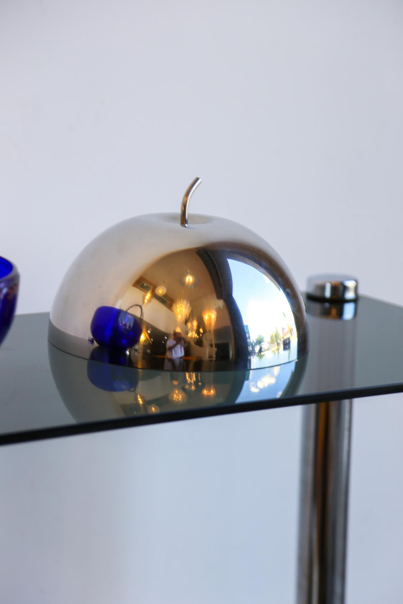 italien Ettore Sottsass pour Rinnovel Mela Decorative Object en vente
