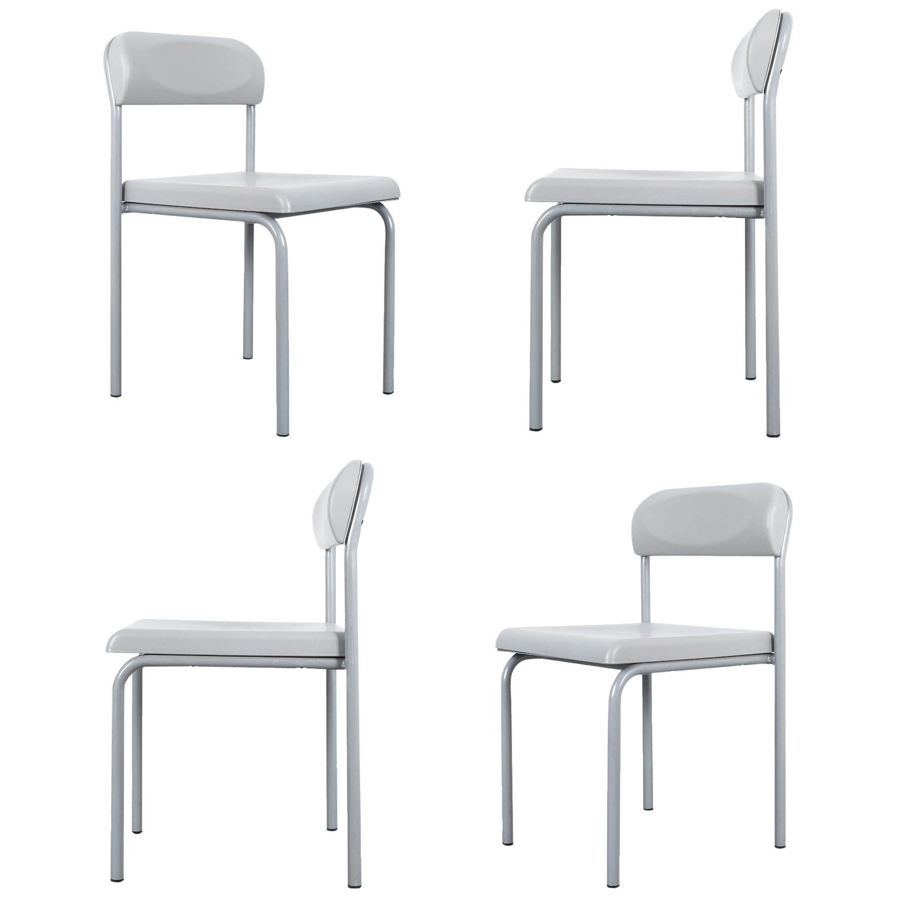 Chaises grecques Ettore Sottsass, l'une des sept chaises grises en Bieffeplast, Italie, 1980