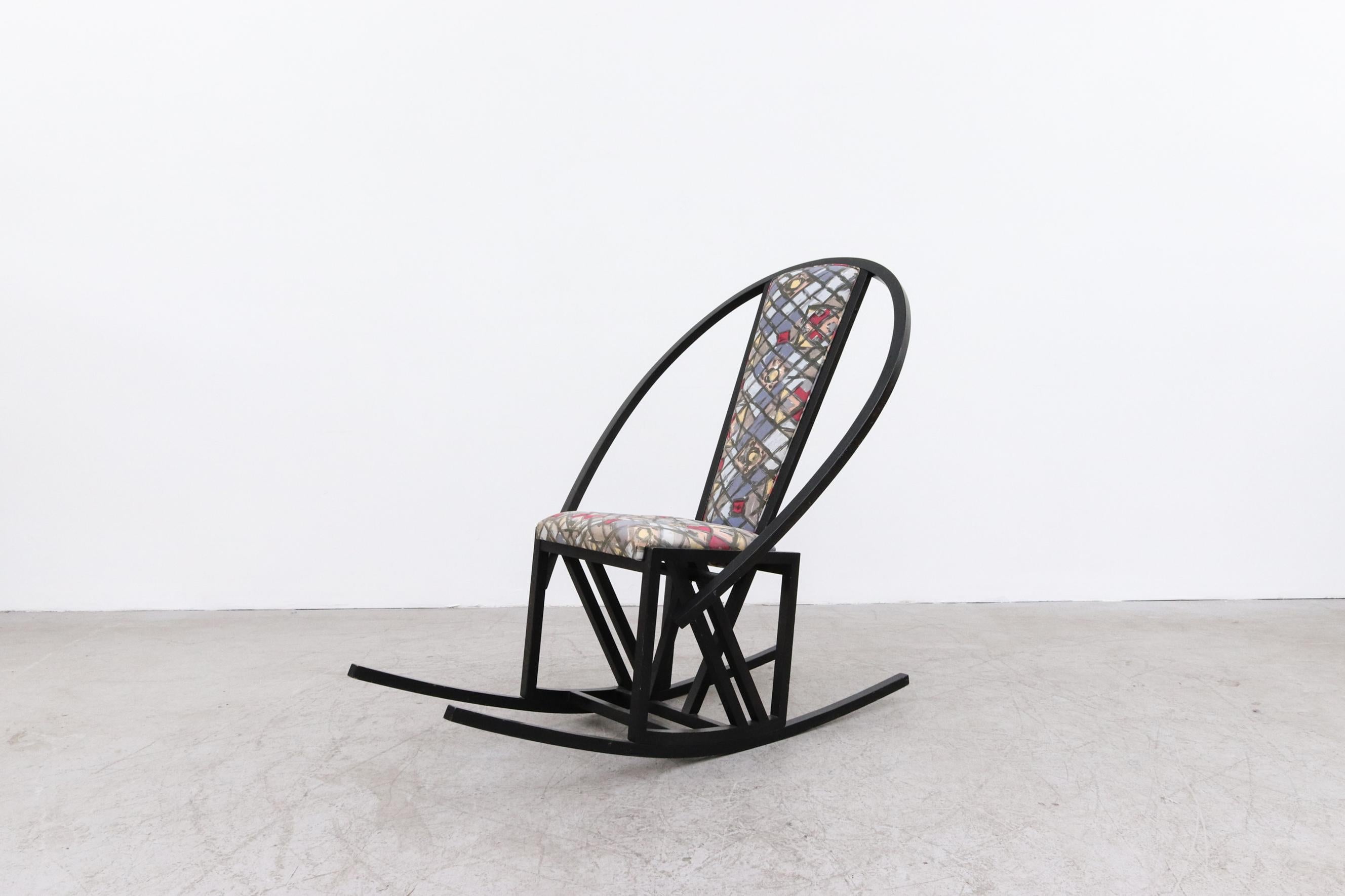 Mid-Century Modern Ettore Sottsass insp. 1980's Memphis Style Black Wood Frame Rocking Chair en vente