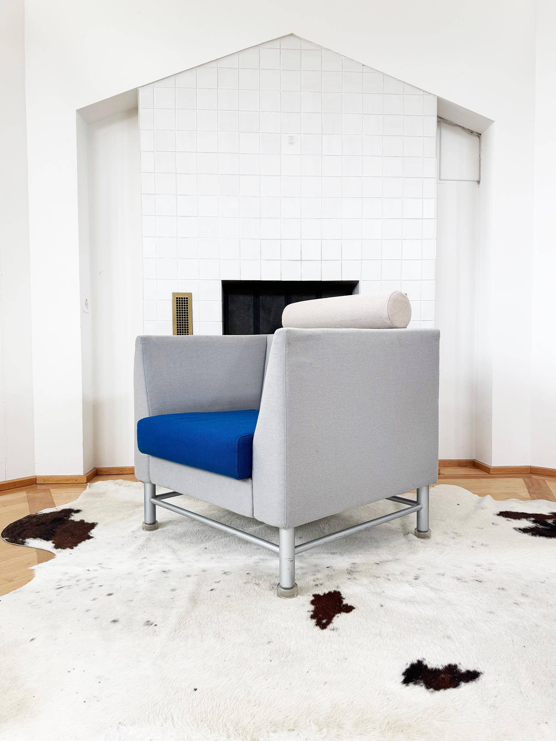 Ettore Sottsass Memphis Knoll 80s Eastside Zwei Sofas +1 Lounge Chair, SET 3 PCS im Angebot 9