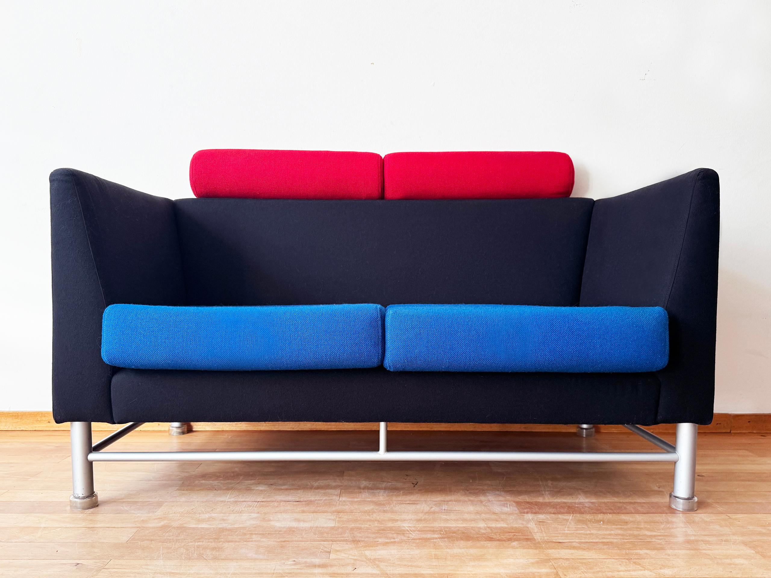 Ettore Sottsass Memphis Knoll 80s Eastside Zwei Sofas +1 Lounge Chair, SET 3 PCS (Postmoderne) im Angebot