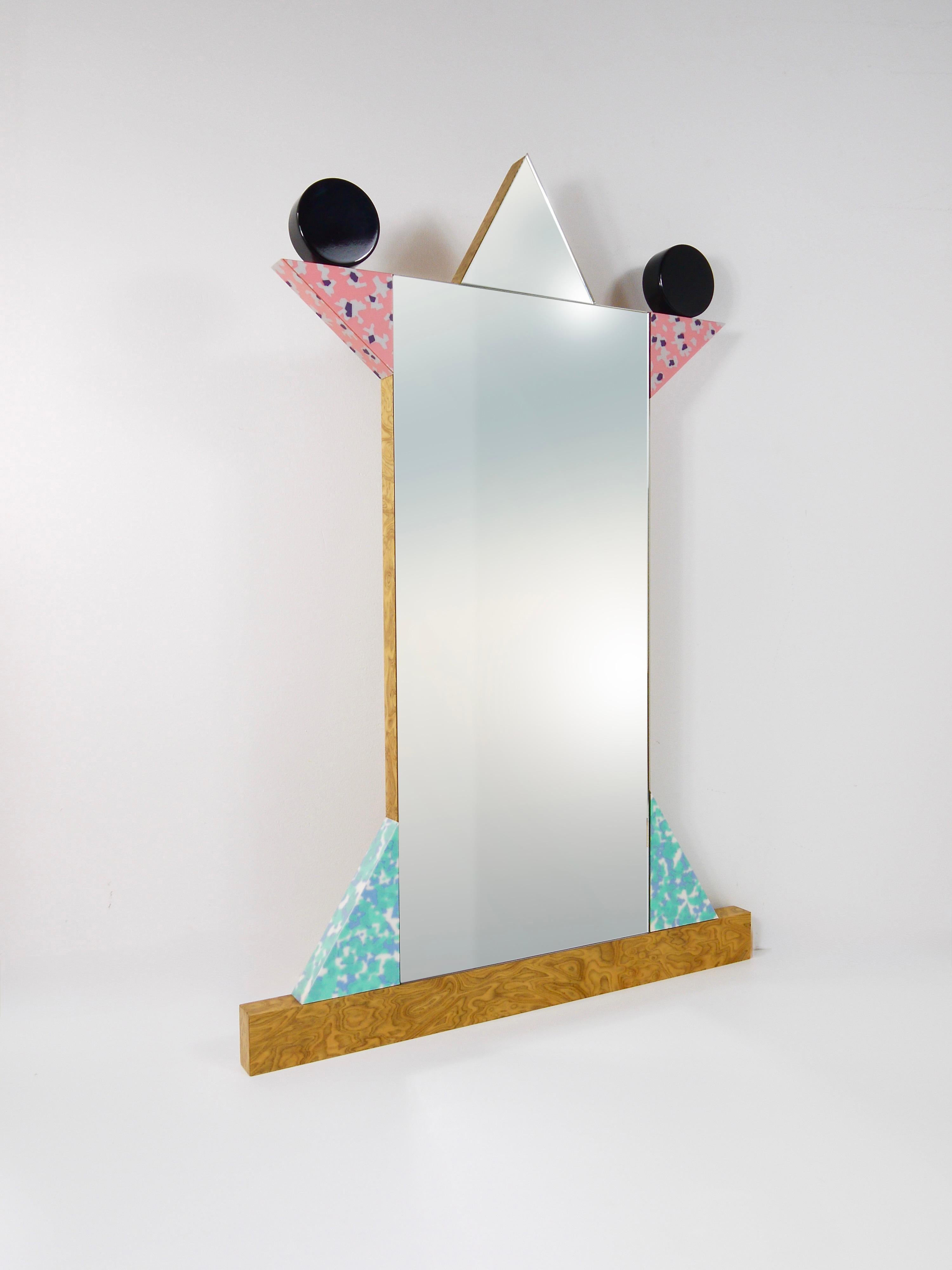 Postmoderno Specchio da parete vintage Ettore Sottsass Memphis Milano Diva, Italia, 1984 in vendita