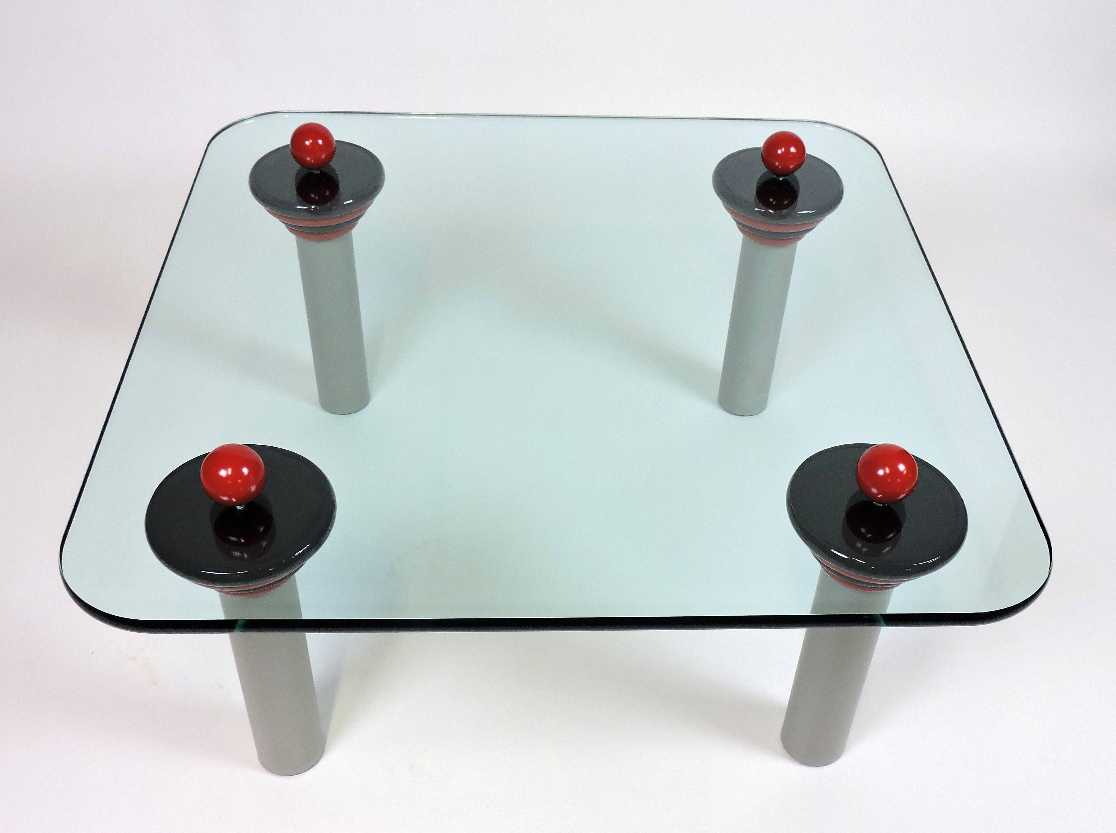 Ettore Sottsass Memphis Style Glass Coffee Table Postmodern In Excellent Condition In Chesterfield, NJ