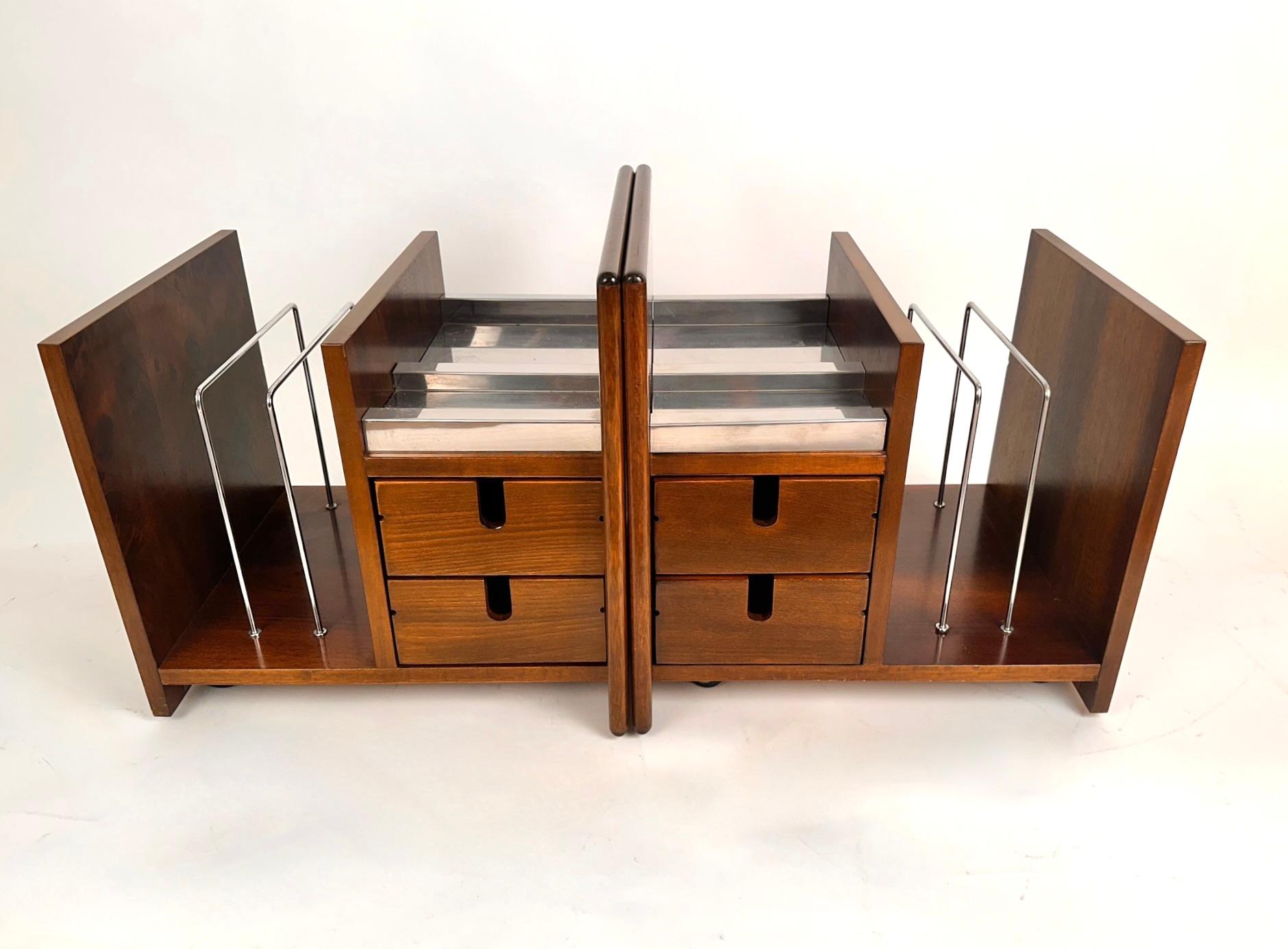 Ettore Sottsass Pair of  Side Tables/Magazine Racks.Italy 1970s In Good Condition For Sale In Madrid, ES