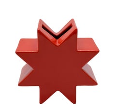 Ettore Sottsass per Alessio Sarri Vaso in Ceramica Rossa "HSING", Italia 1980s