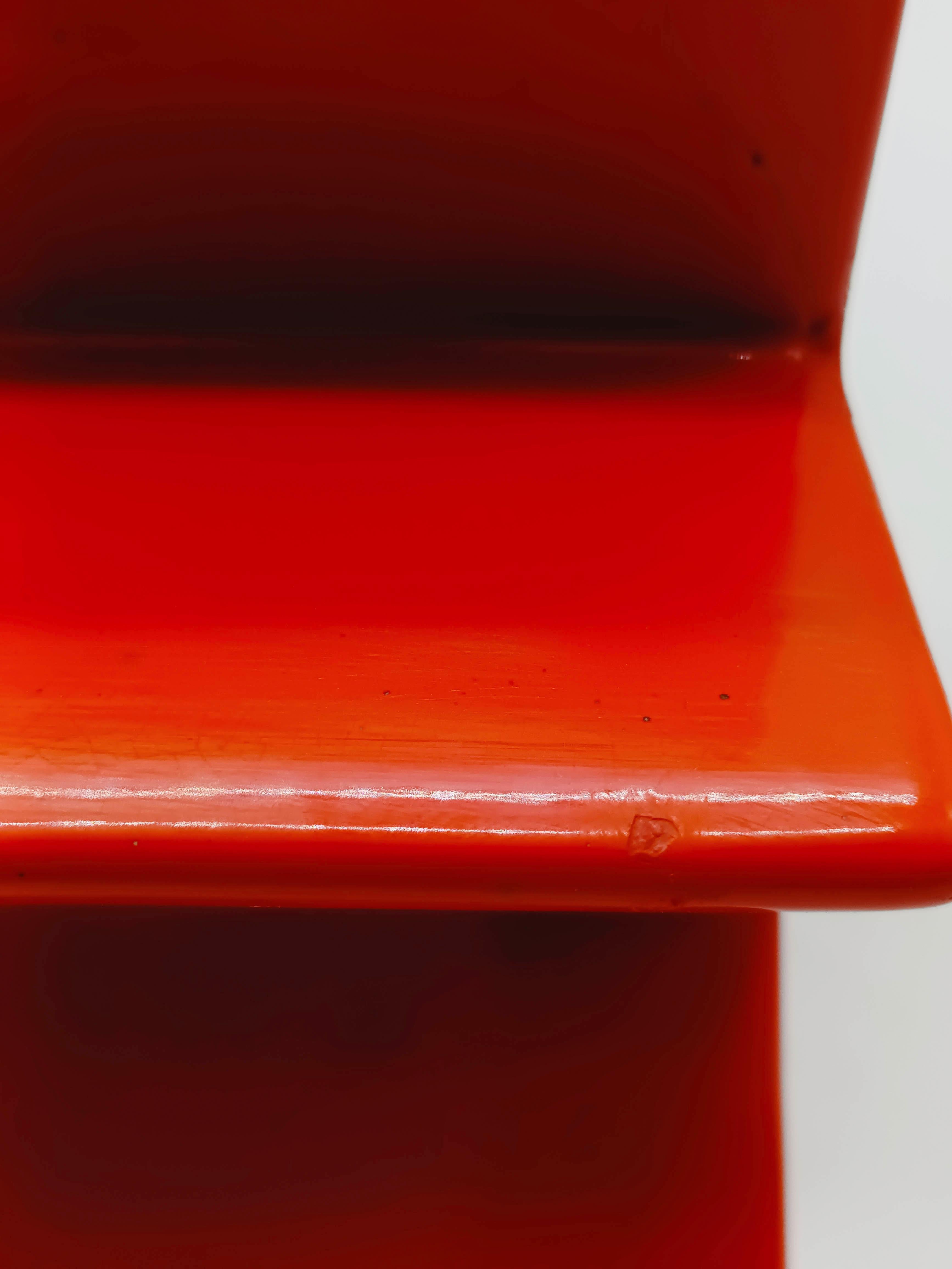 Fine XX secolo Ettore Sottsass per Alessio Sarri Vaso in Ceramica Rossa 