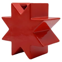 Ettore Sottsass per Alessio Sarri Vaso in Ceramica Rossa "HSING", Italia 1980s
